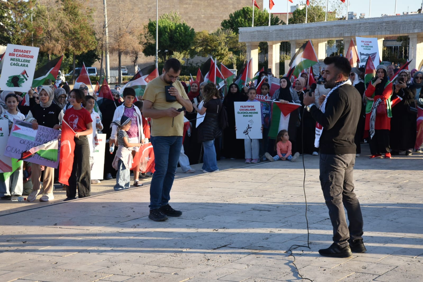 Didimde Gazzeye Destek Yuruyusu 606117 36306Afda8790A3F31Ee93F2Ed3F62D4