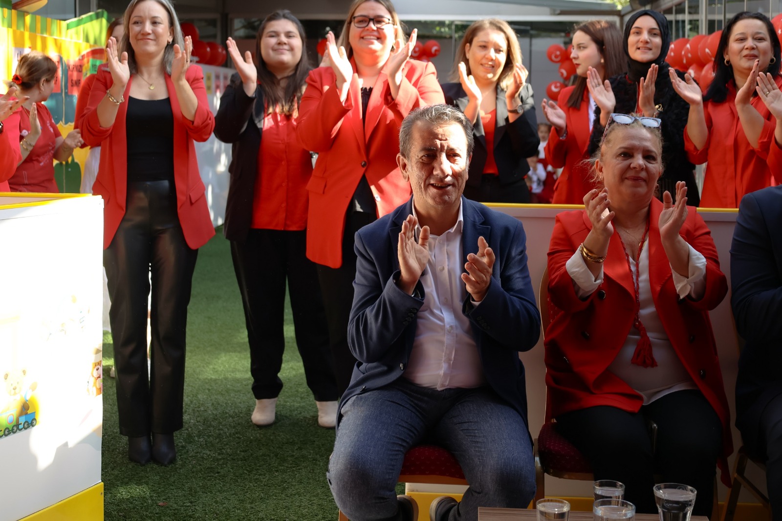 Efelerin Minik Ogrencileri Cumhuriyet Bayramini Kutladi 609887 4C2C53A4962D2A33055333Bded20Ea3B