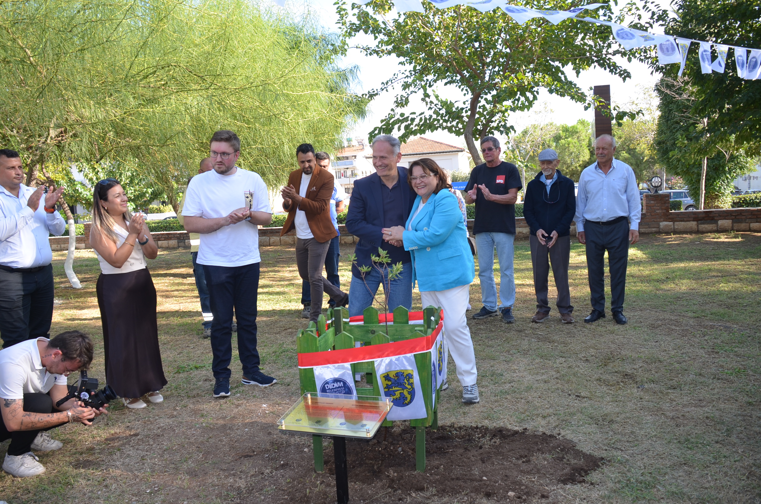 Eski Baskana Yasarken Buyuk Vefa 604125 A23E1997035Bc0Ece49Ca7A49B88Cf26