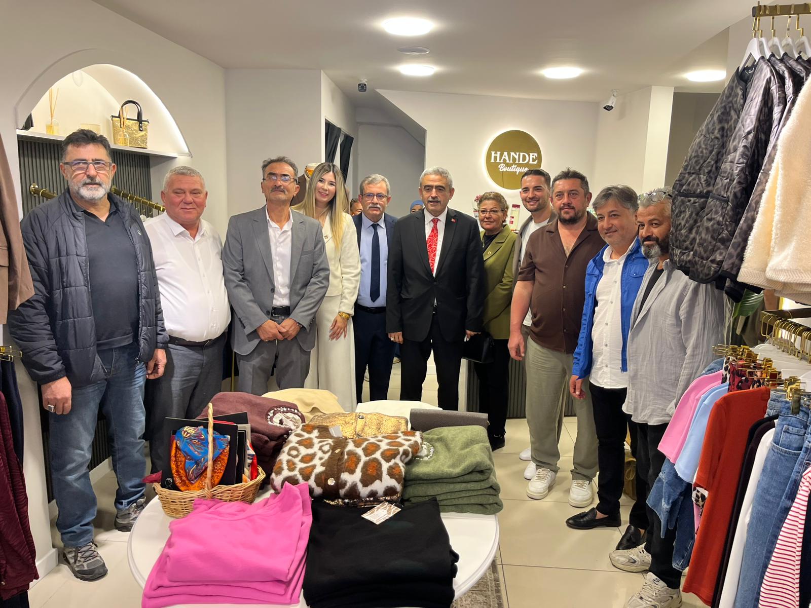 Hande Butik Gorkemli Acilisla Nazillide Hizmete Basladi 607252 926Ff56De9F0E8Db97Abdcc13025Eb00