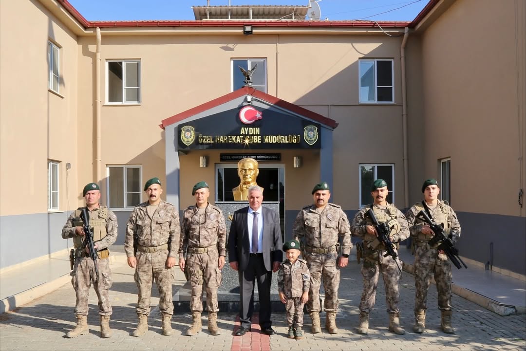 Kahramanlar Suriyeye Dualarla Ugurlandi 607049 266F9Eedec052E56E4A6Ffe7F6912Af7