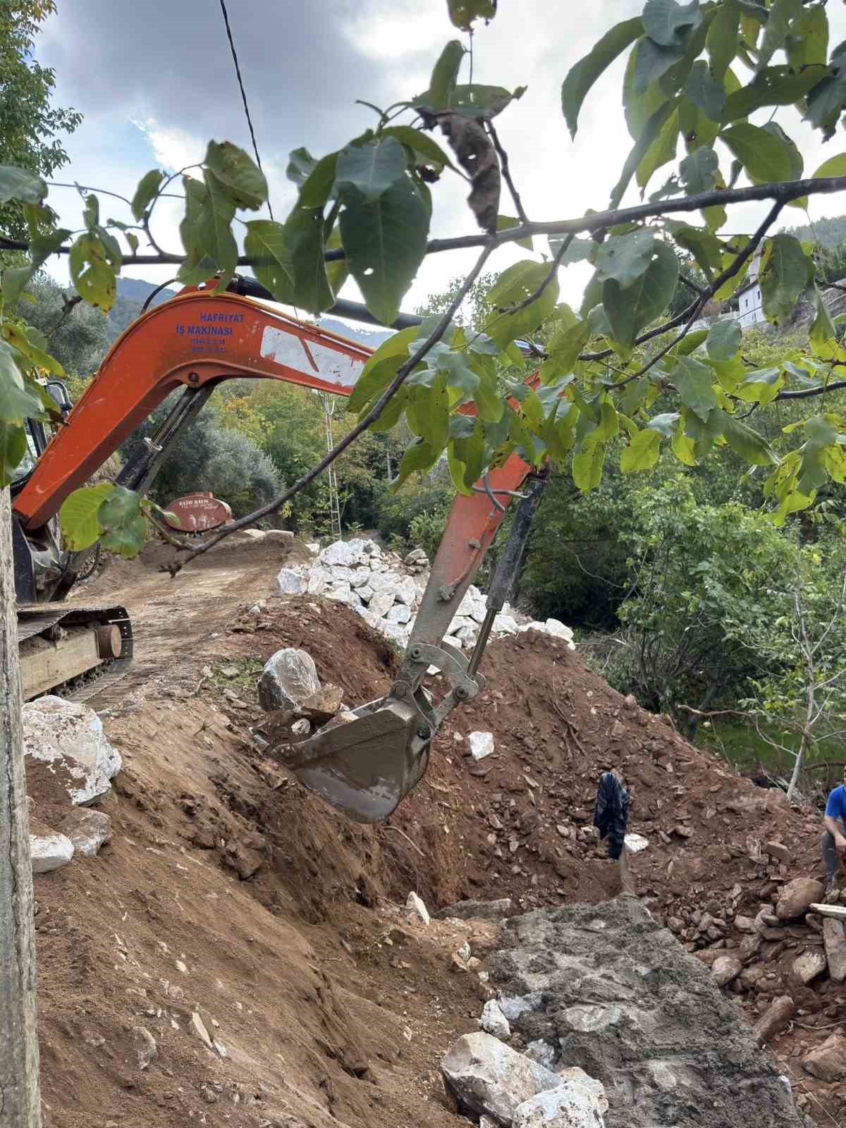 Karacasu Belediyesinden Yol Guvenligi 1823Fd94Dcc0Fbfaa3C5Dda588E7Ae15