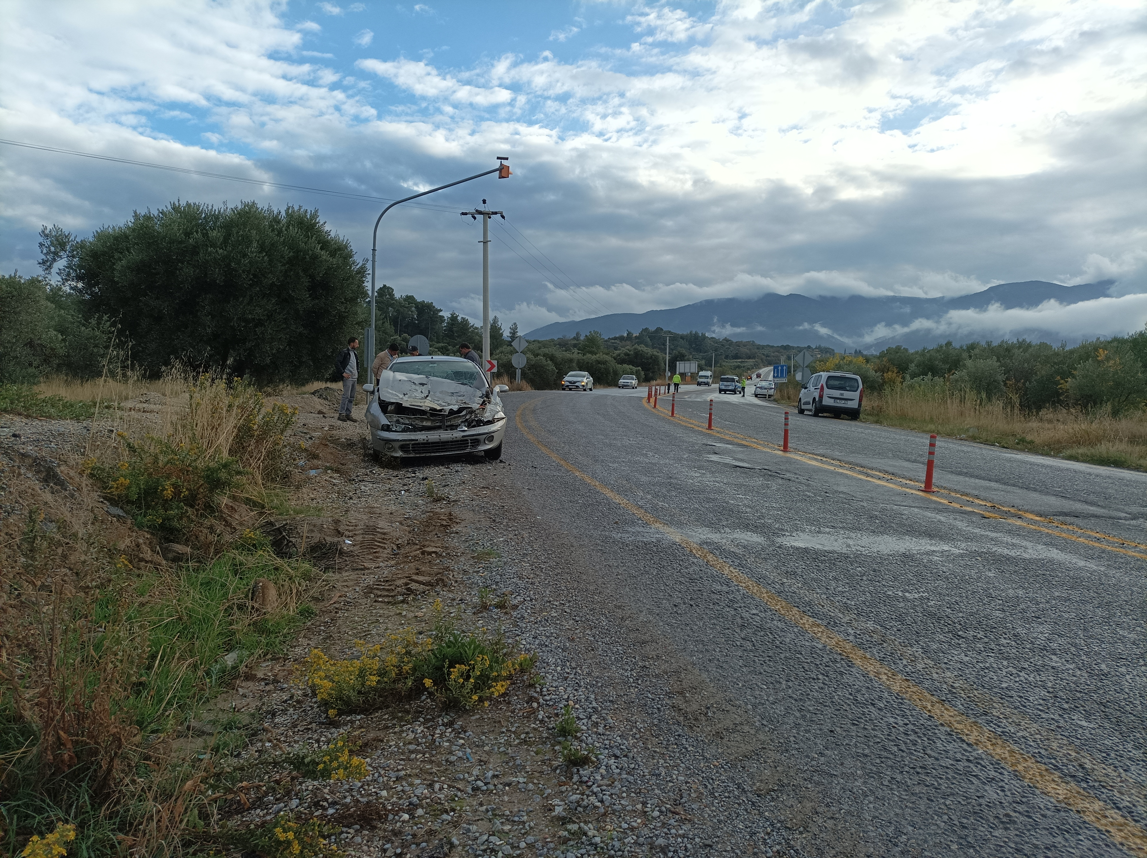 Karacasuda Mesai Cikisi Kaza 4 Isci Hastaneye Goturuldu 608432 3Ea0F1120E3416Ca11Bf63Cd8A0C29F5