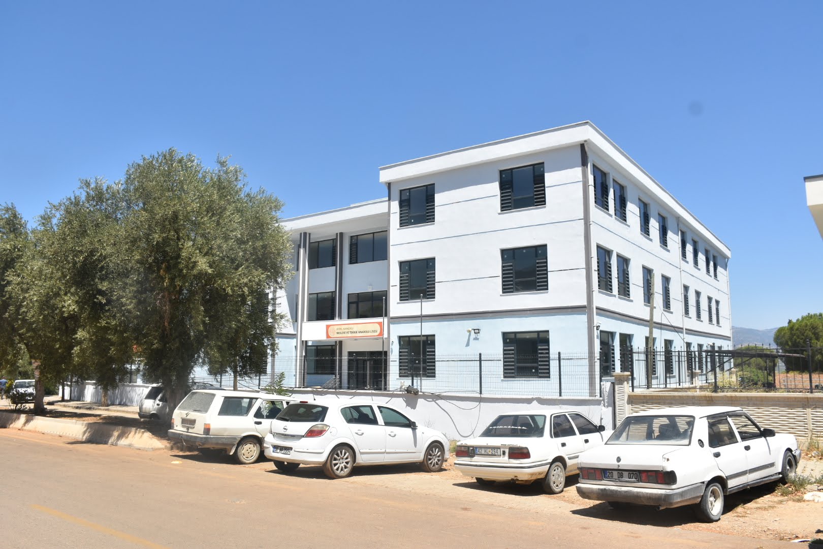 Karacasuda Okul Kantin Ihalesi Yapildi Yillik 360 Bin Lira 608374 10C1453B02D3Add7Bdff08Afaee8Aeac