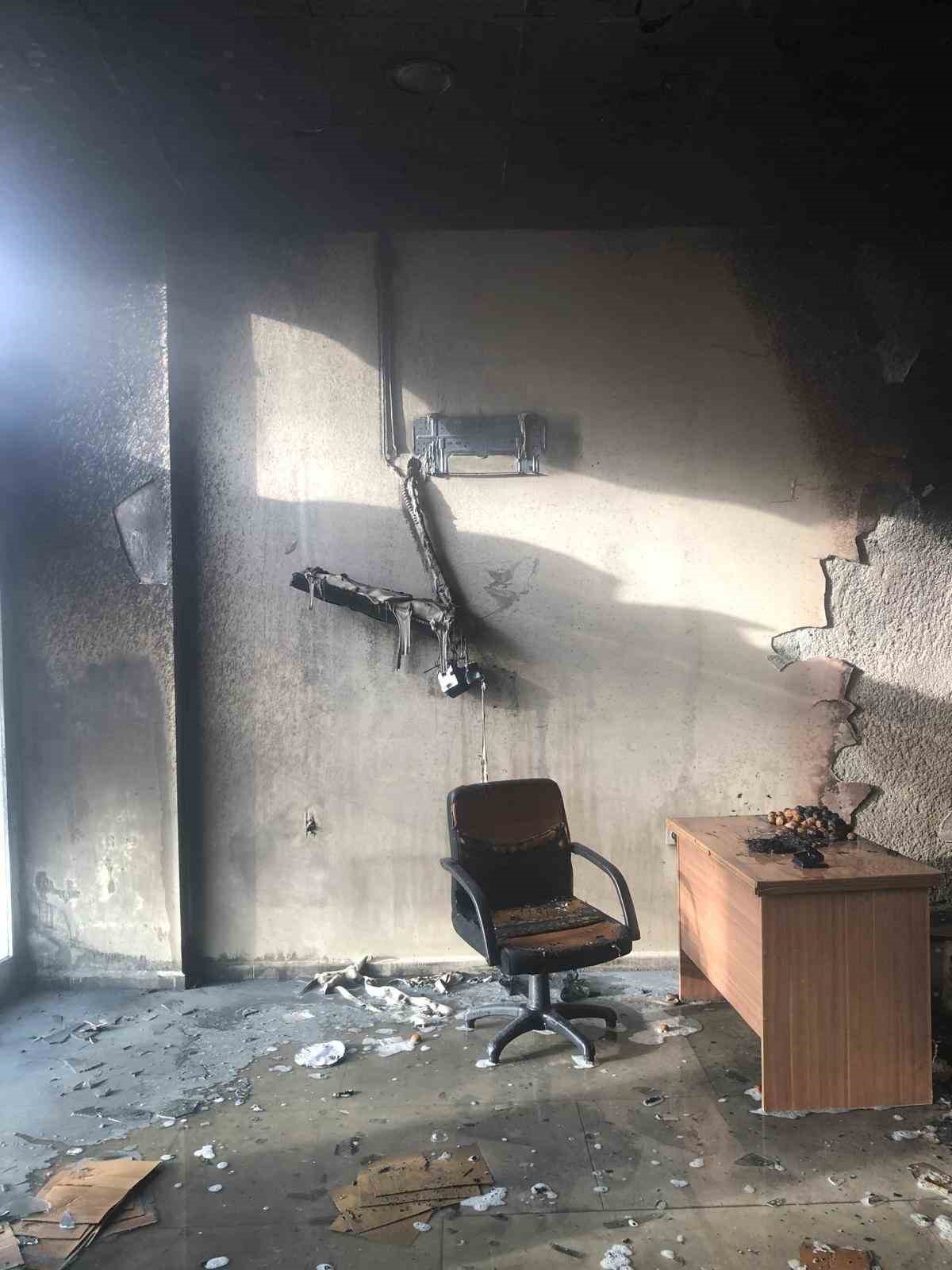 Karpuzluda Is Yeri Yangini B6Fc2F69Be593706F87C8Decec731Afa