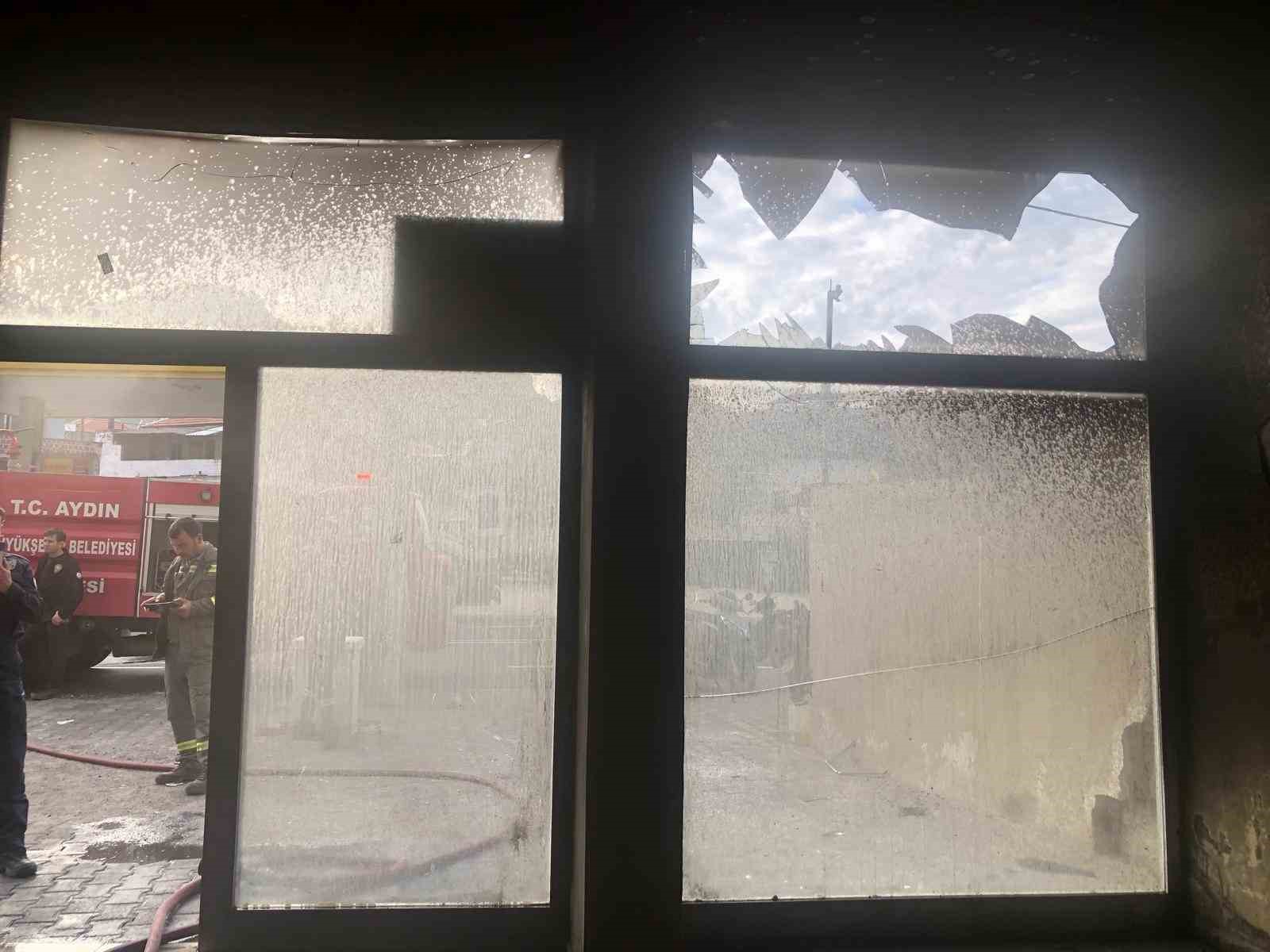 Karpuzluda Is Yeri Yangini D18F323C7Ce4331548Ab364Cfae76Ddc