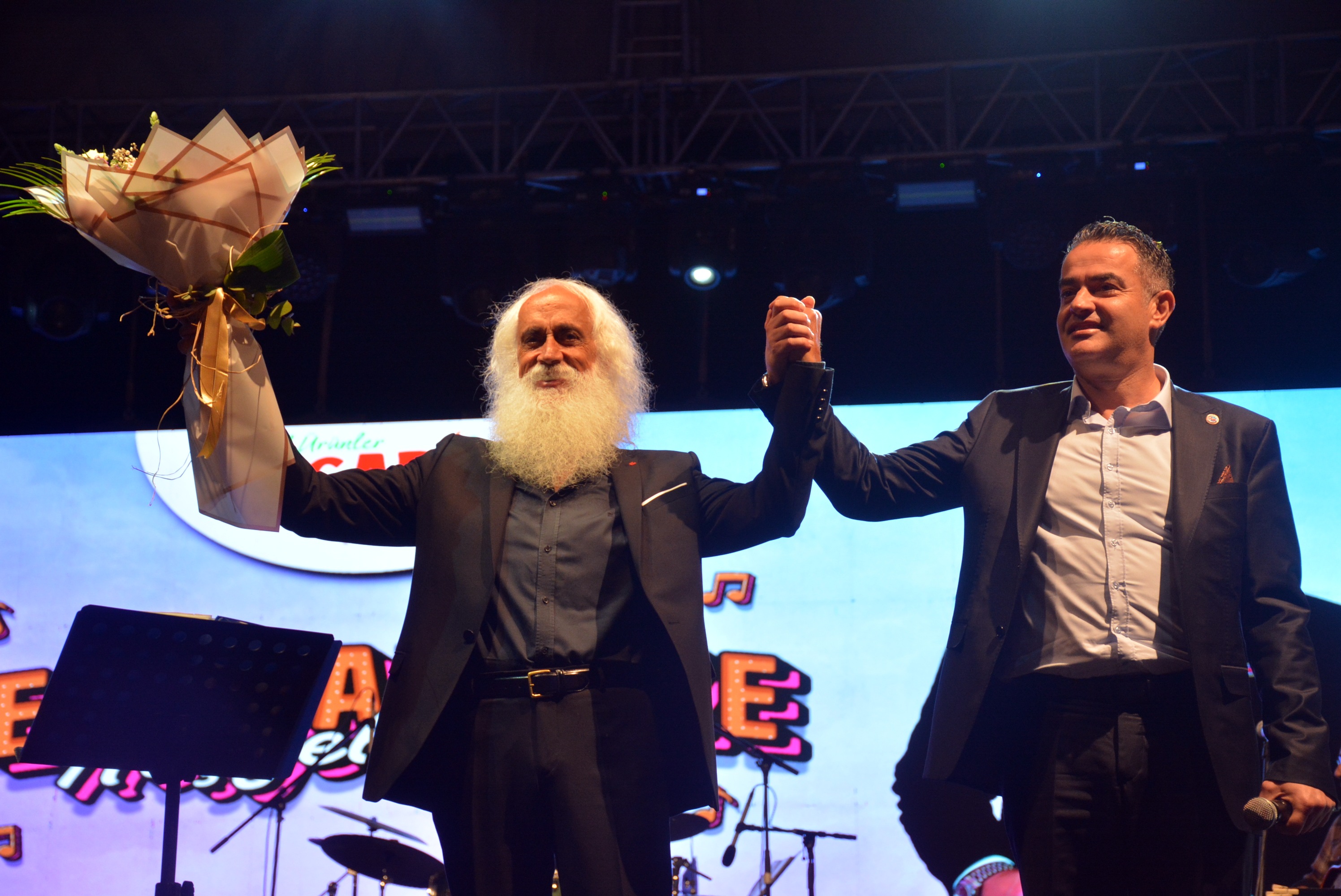 Kocarli Suavi Ile Costu Arici Kunarli Pidenin Baskenti Kocarli 605607 Ed778F2Fd59494E1F5D6683164E8Ccd6