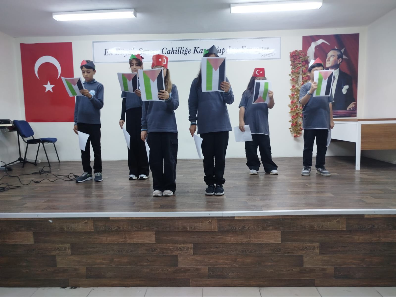 Kusadali Ogrenciler Filistin Icin Farkindalik Yaratti 605528 48B85A55314Edc1D3Ee63Ddf89B04Da2