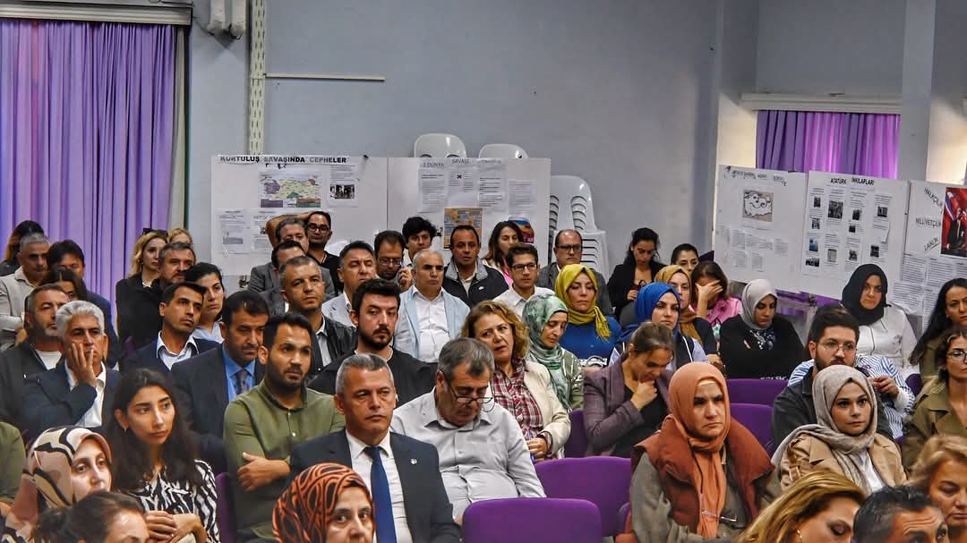 Kusadasi Ilce Milli Egitim Mudurlugu Cedes Proje Toplantisinda Bulustu 605400 8C8E35F2875B68F845B81D844D61D098