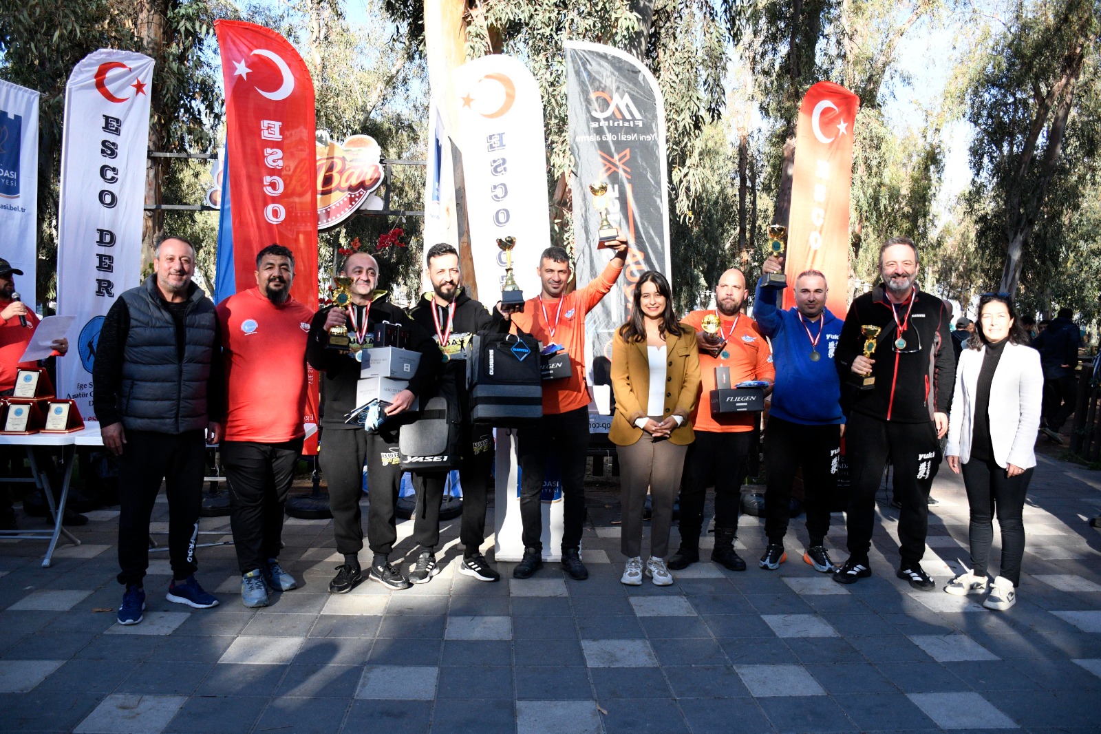 Kusadasinda Oltalar Yaristi 609803 B45B5Aacba536026485980373D71D30B