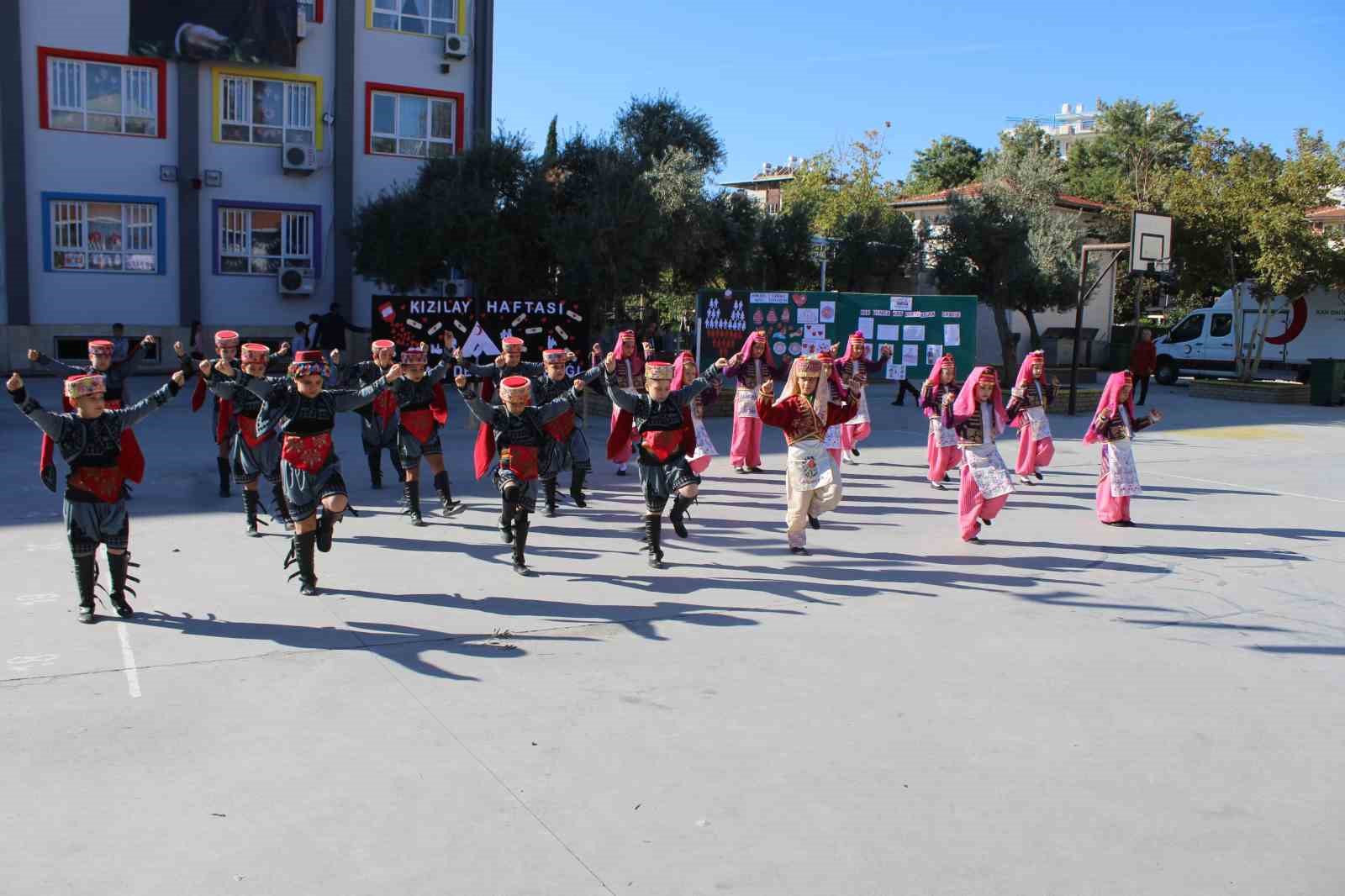 Minikler Kan Bagisina Dikkat Cekti 4633Db5Af59A822Bd8409D75894F8933