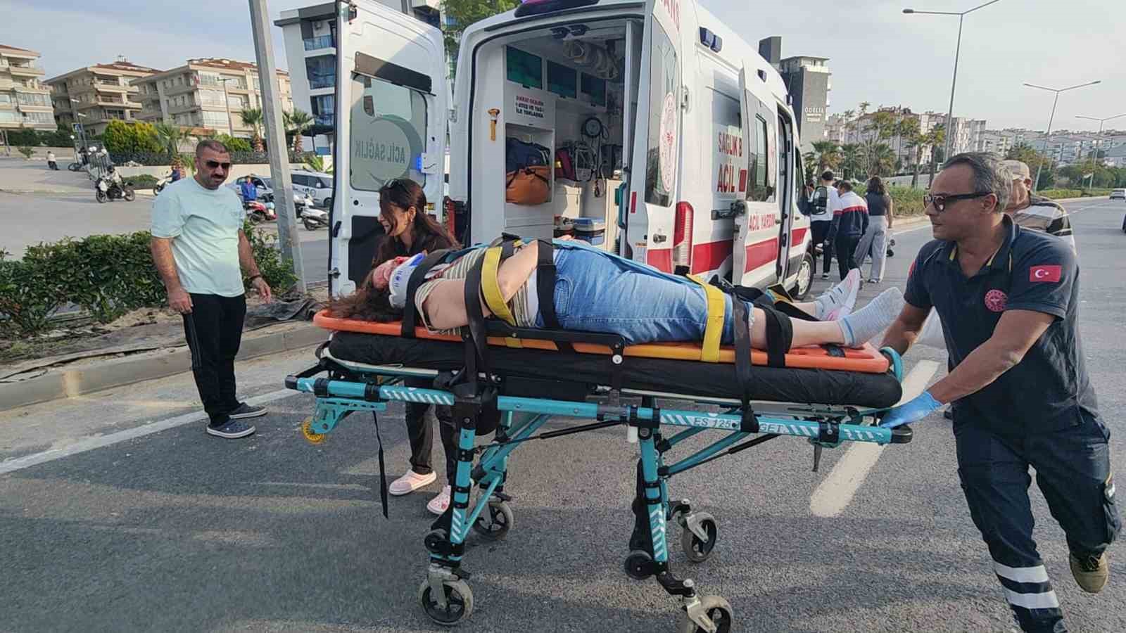 Motosikletin Carptigi Kadin Agir Yaralandi 1Cf82811F32Be032E7Db7Eee9B801Cd1