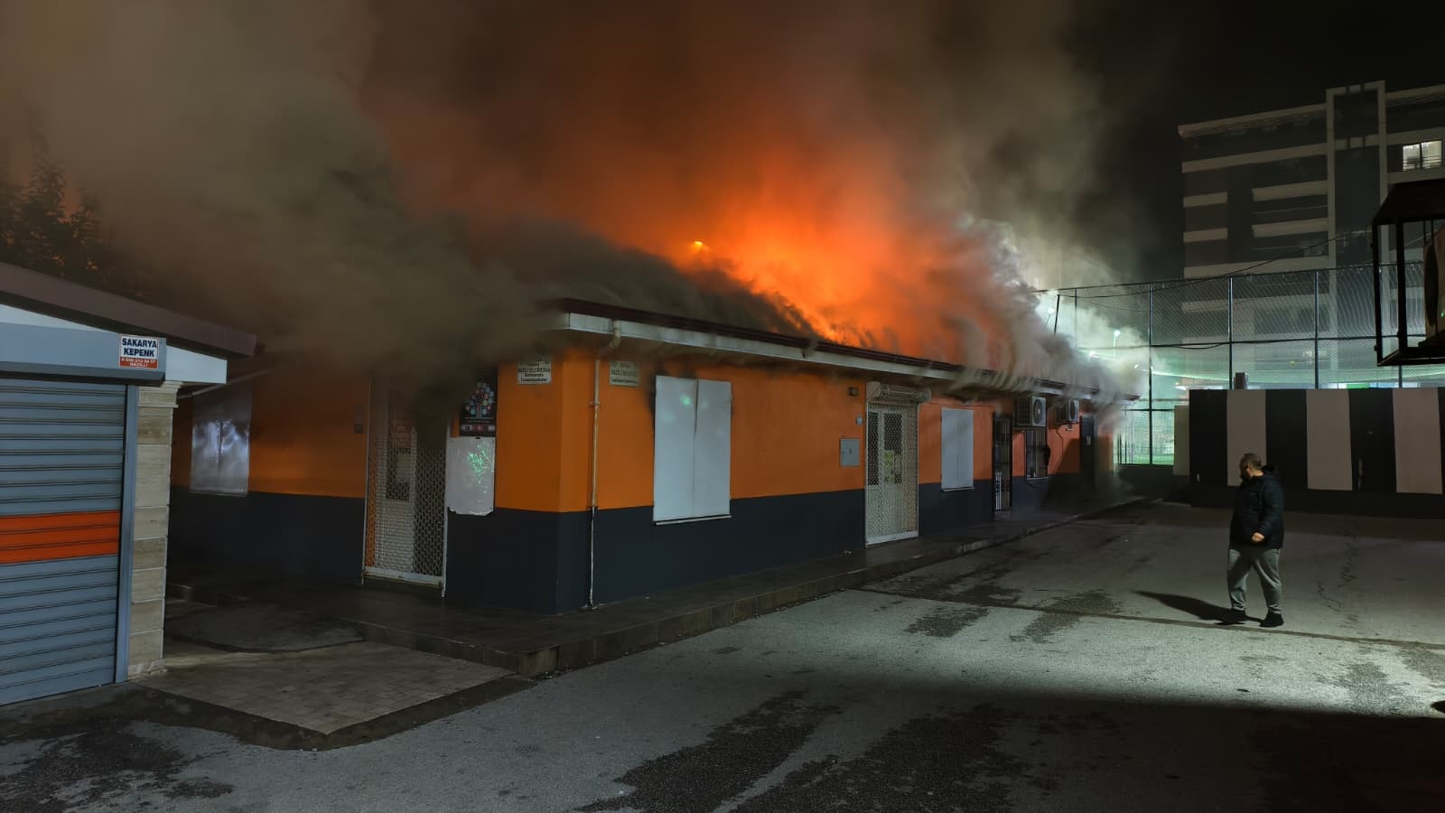 Mudurun Anahtarlari Almasi Faciaya Yol Aciyordu Nazillideki Yanginla Ilgili Sok Detay 608616 0A90D3E80B500C07Cc158050Bf449Ea2