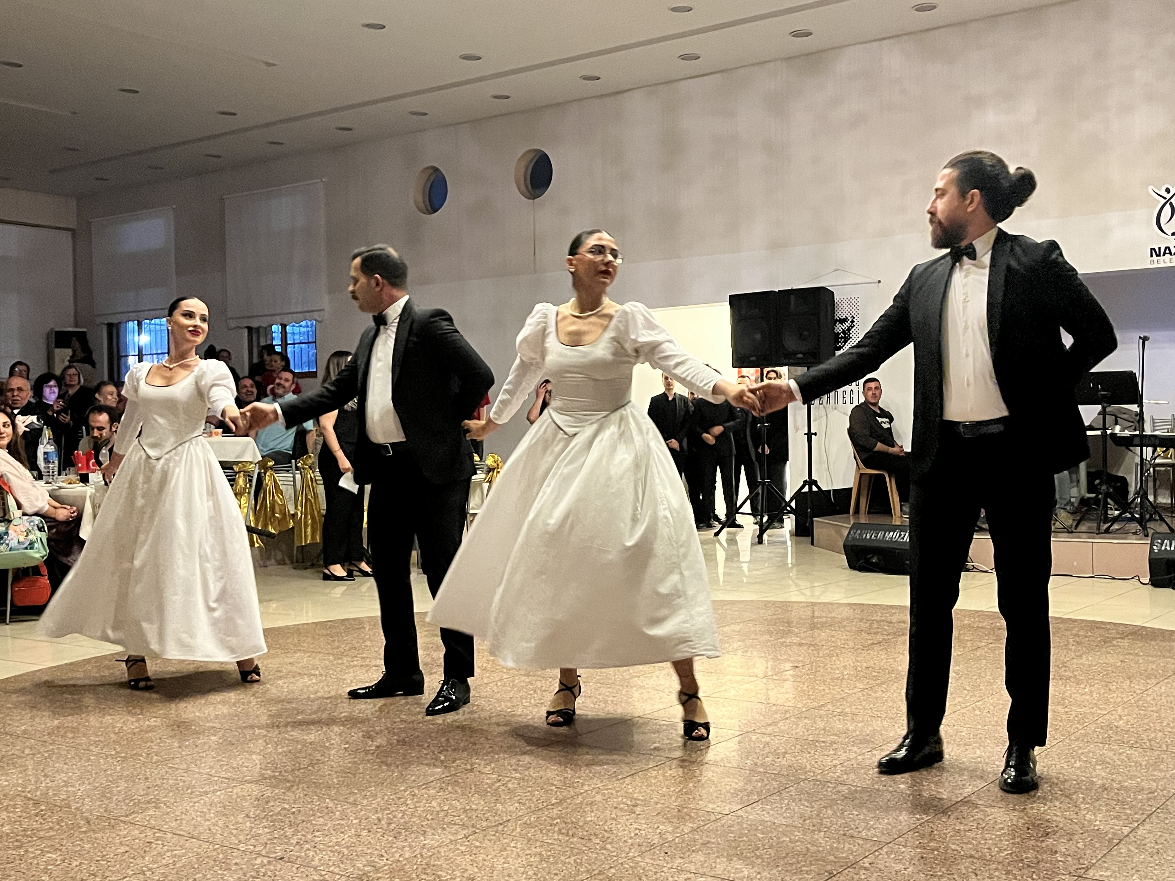 Nazilli Addden Gorkemli Cumhuriyet Balosu 610220 F7Aa1A112A50214F47009Effae76Aa58