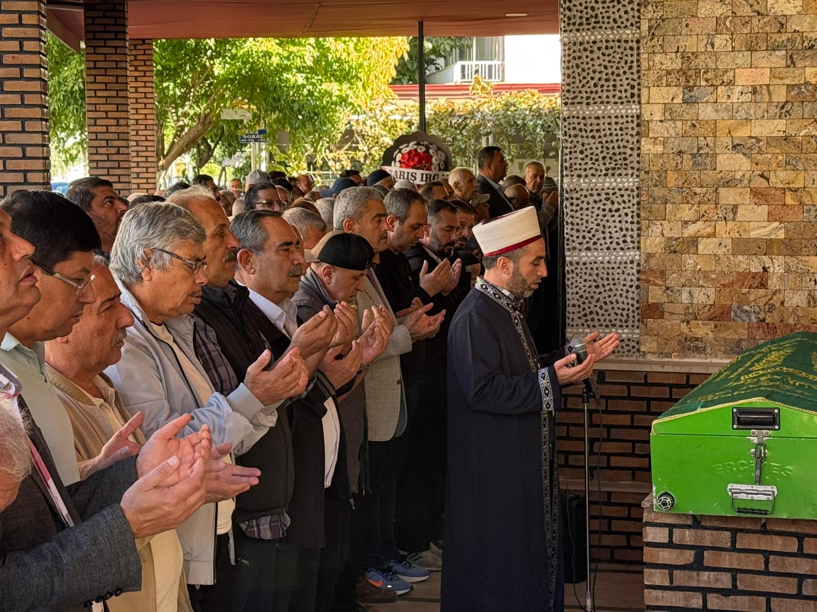 Nazillide Aci Veda Yilmaz Karakus Ebediyete Ugurlandi 610593 A78Ea3A5254F940040C4E6Ec1B4D819D