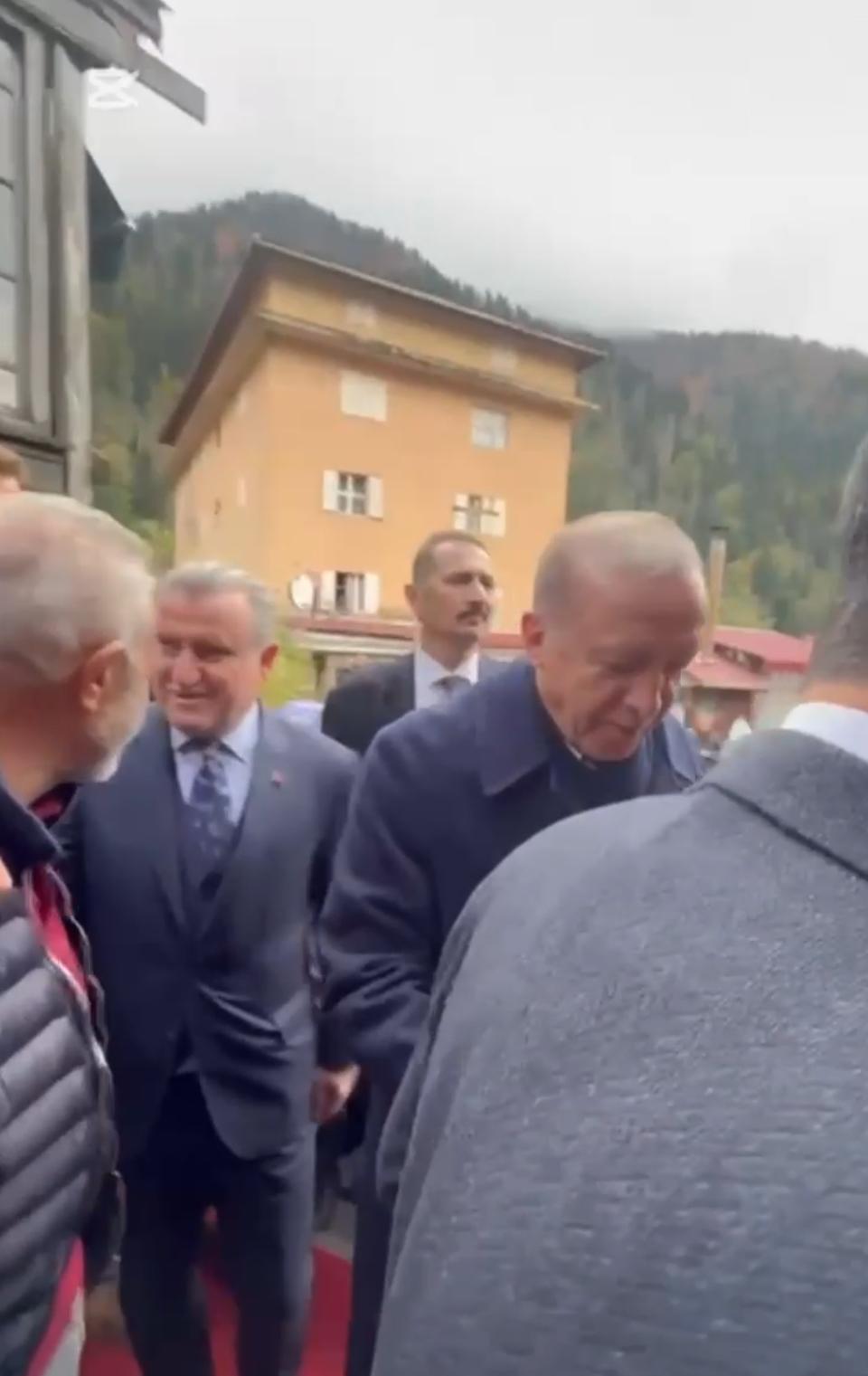 Nazillili Is Insani Yasar Gozdas Ayder Yaylasinda Cumhurbaskani Erdoganla Bulustu 606254 795Ba3E311F797247307D1D48B506Dc2