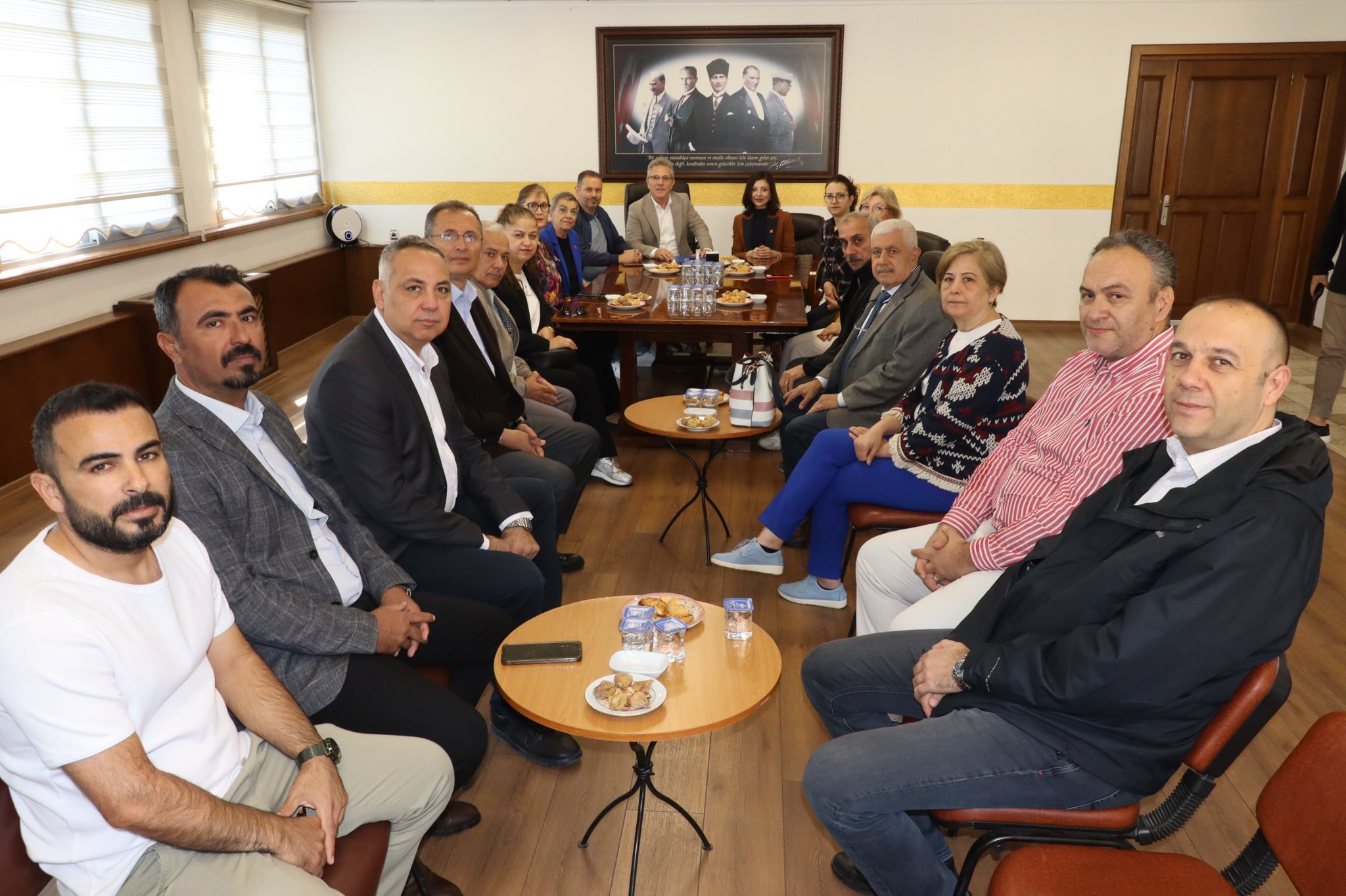 Nazillinin Gundemi Masaya Yatirildi Chp Ilce Yonetiminden Baskan Tetike Ziyaret 607682 A36Fcffb1D09645Db330676C12955Cb0