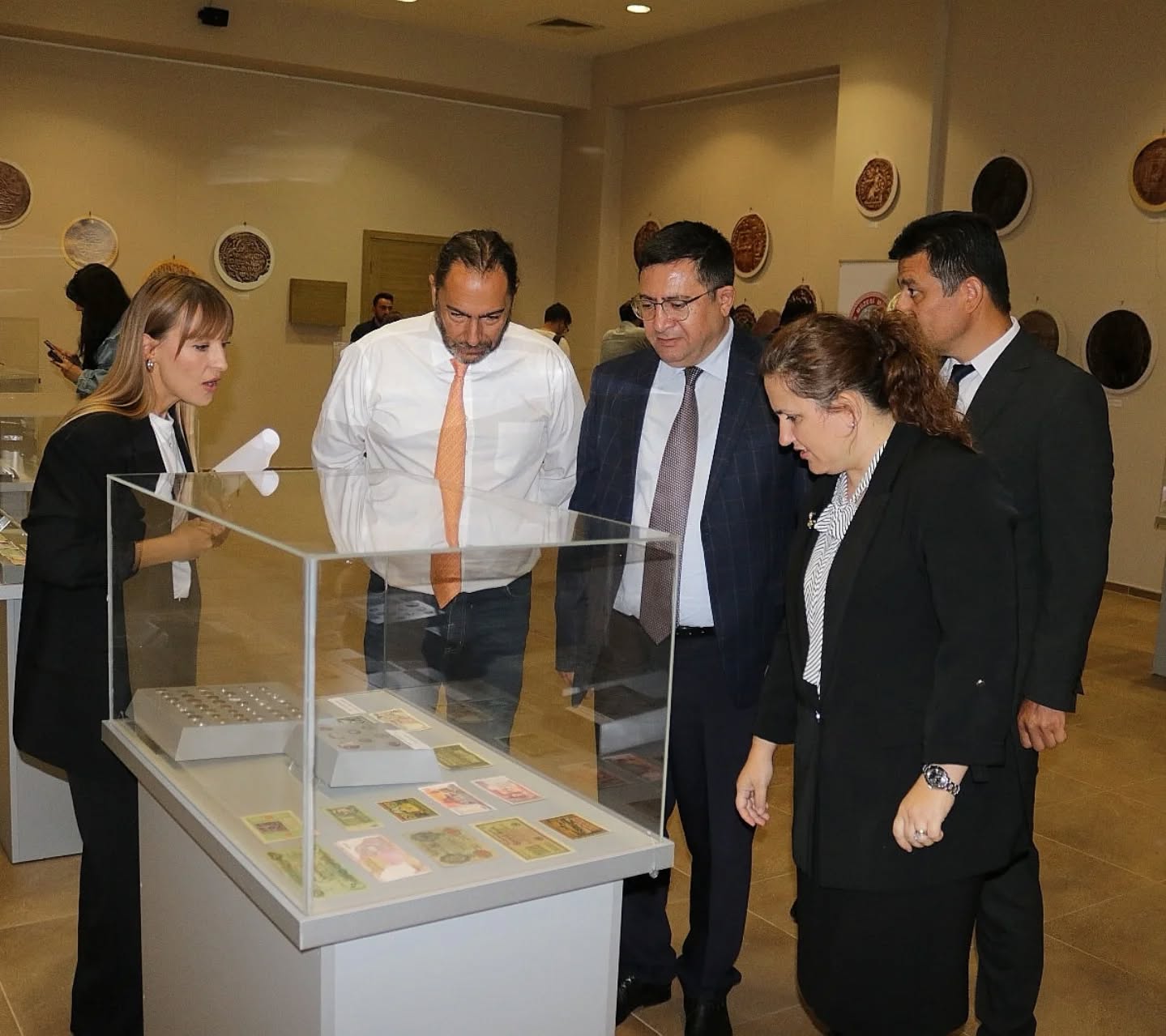 Paranin Zaman Yolculugu Aydinlilarla Bulustu 607036 D0628Ea09Db89C430A1B0E94F2C0B3Fe