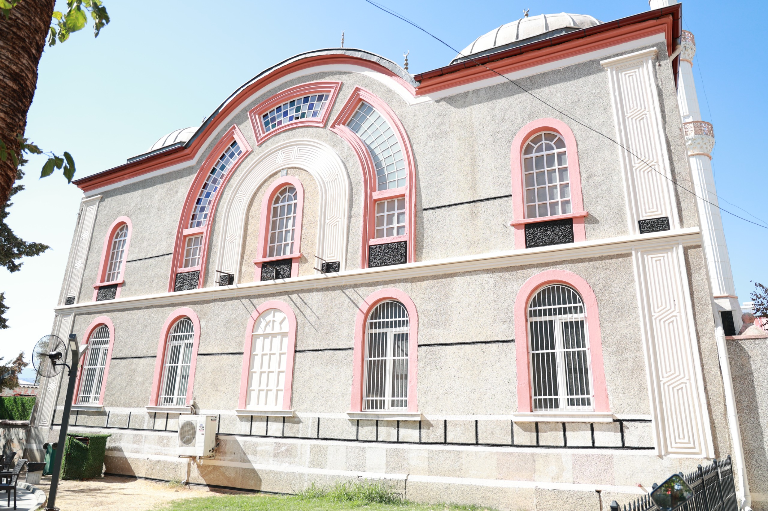 Tarihi Camilerin Bakim Ve Onarimi Tamamlandi 603397 35A0568364605A6E6745A88Ab0F6425A