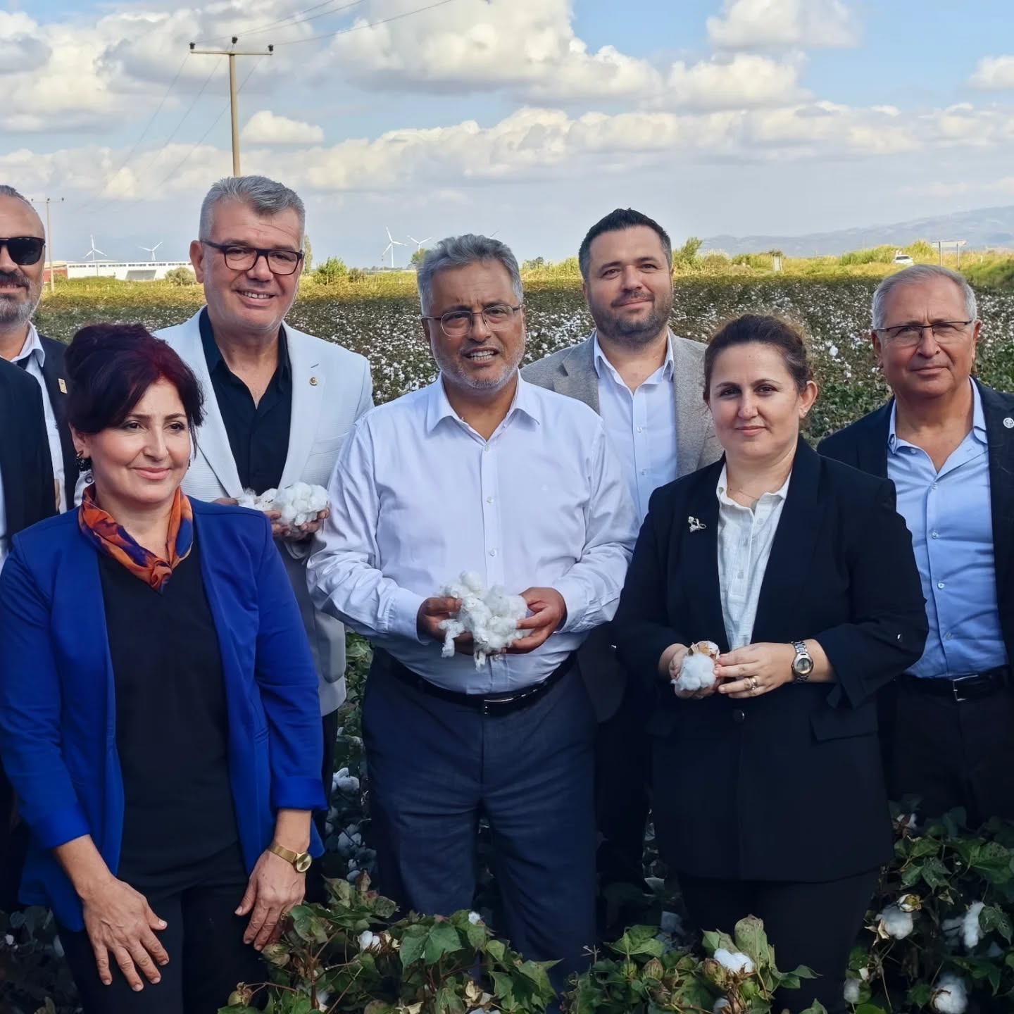 Thy Baskani Bolat Sokede Pamuk Topladi 604701 Fa5E83D63E3Efc45448355F69C32C378