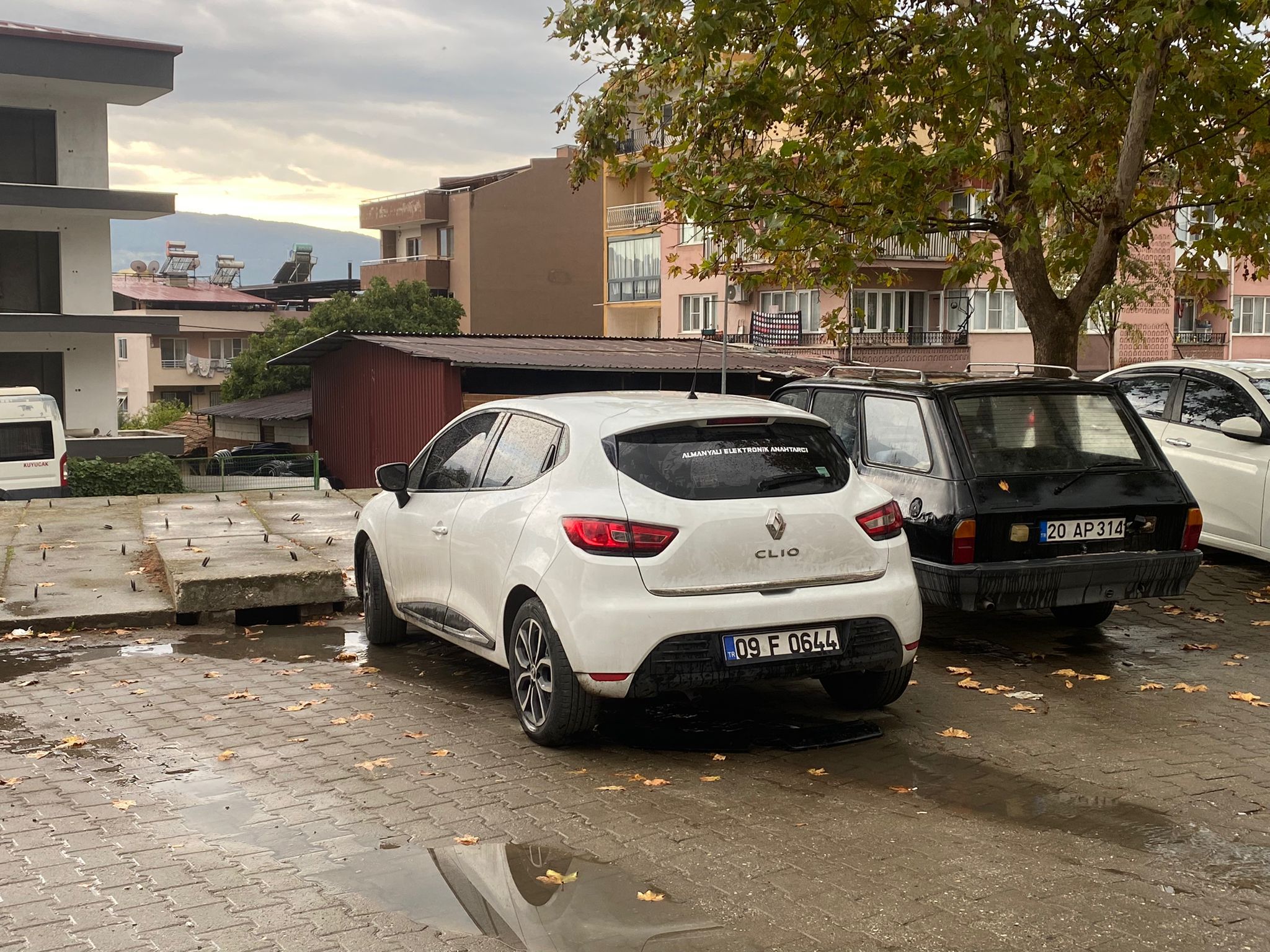 Whatsapp Image 2025 10 23 At 18.44.39 (1)