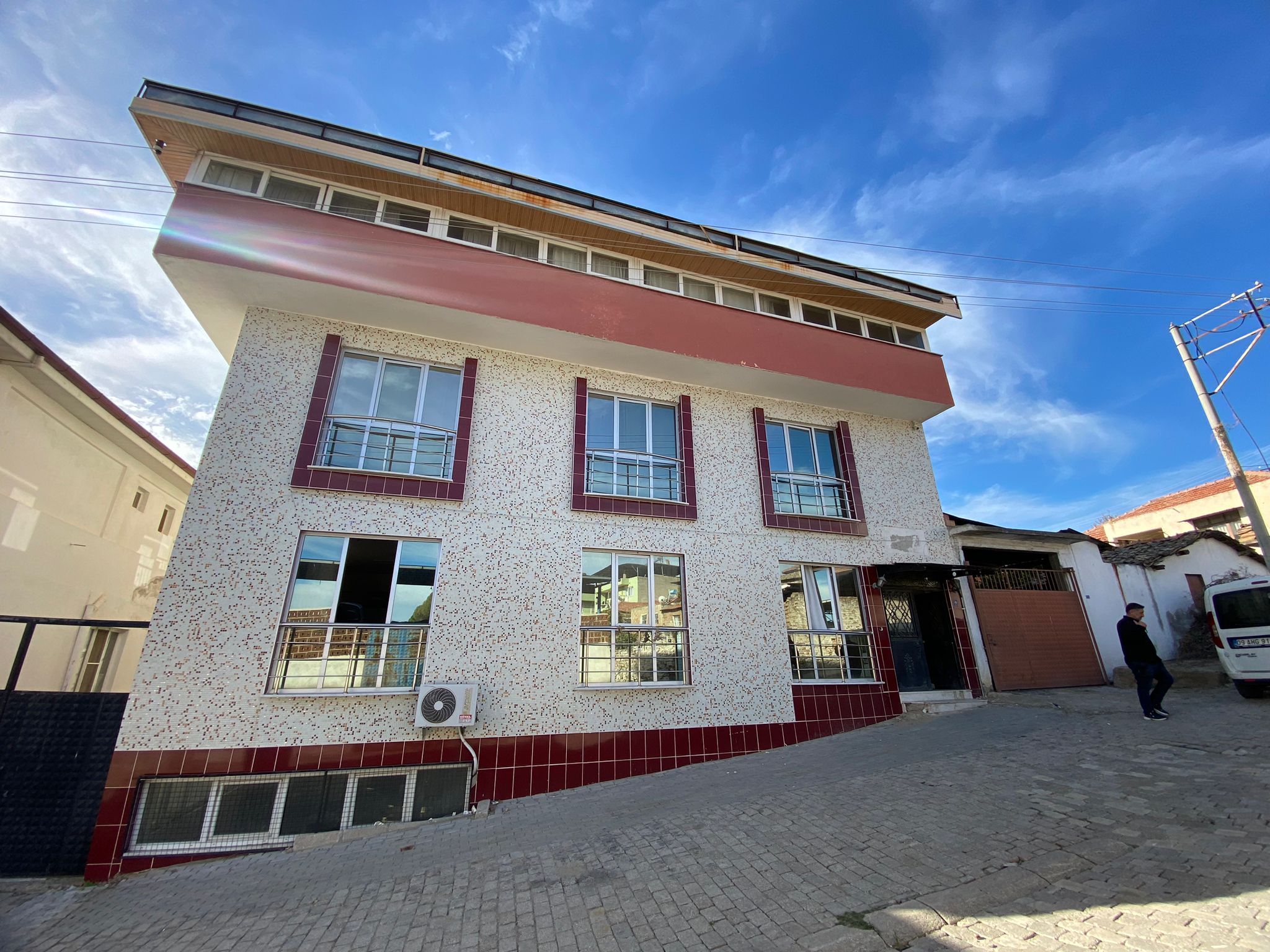 Whatsapp Image 2025 10 31 At 20.56.13