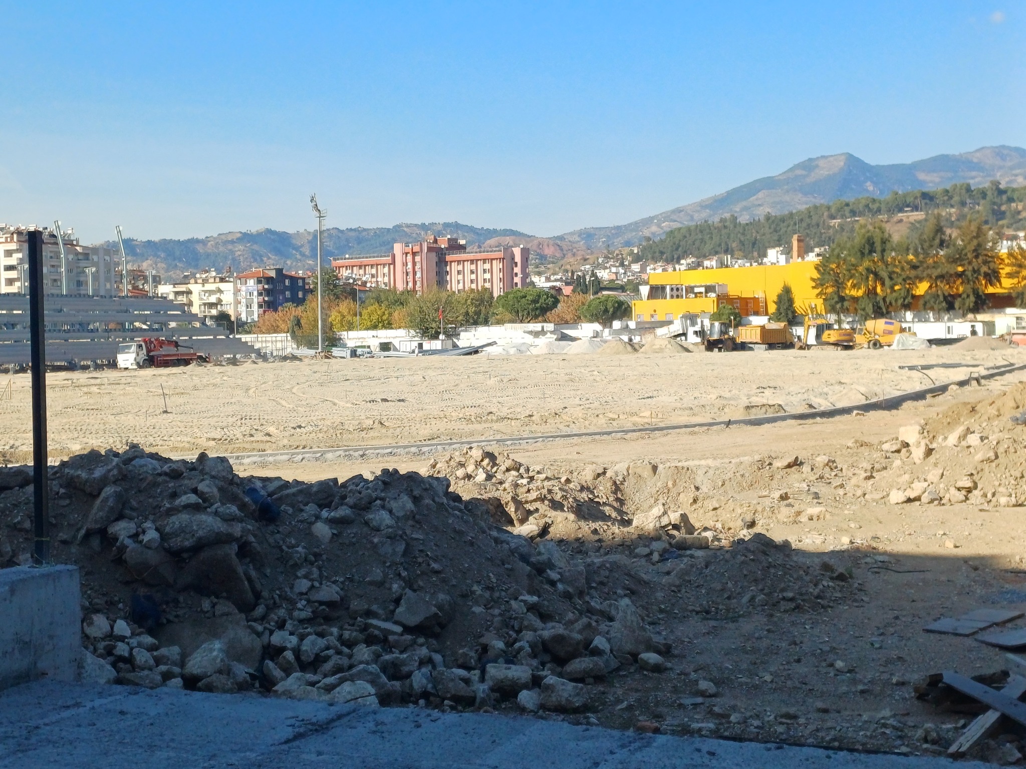 Adnan Menderes Stadinda Rotar 615054 2De8297A1523929Fd88C7Ee9C02675C4