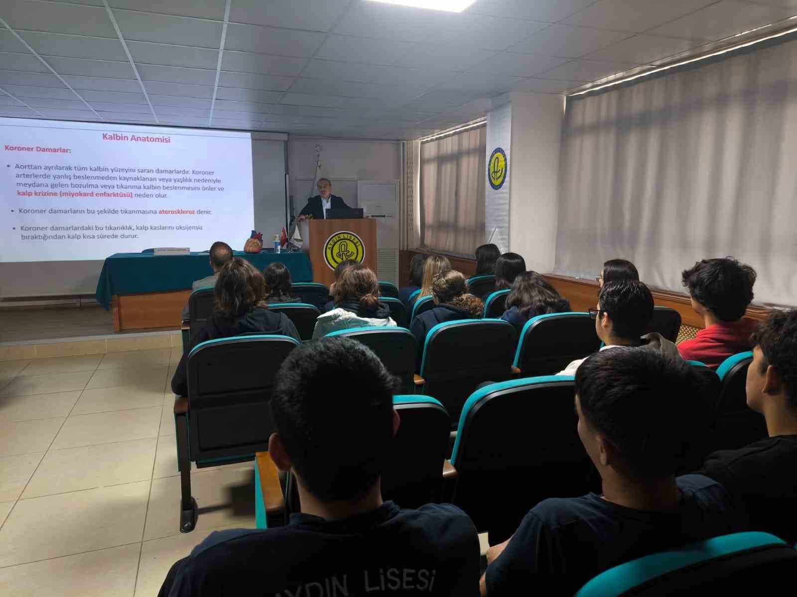 Adulu Akademisyen Aydin Lisesinde Ogrencilerle Bulustu 6F5769Ac16D1Dccb1Cd0471E1027D3B4