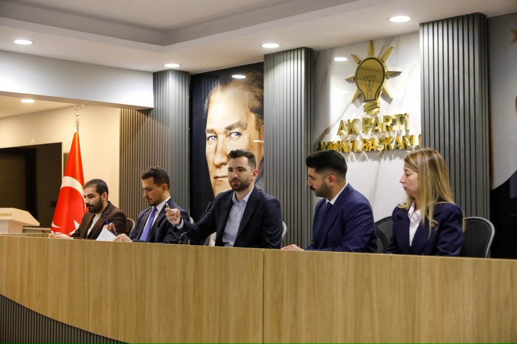 Ak Parti Genclik Kollarina Onemli Ziyaret Nazlier Genclik Aydini Gelecege Tasimak Icin Ilerliyor 617866 B3E4E2D7C5577Bb875A363F0F0D4Ddb6