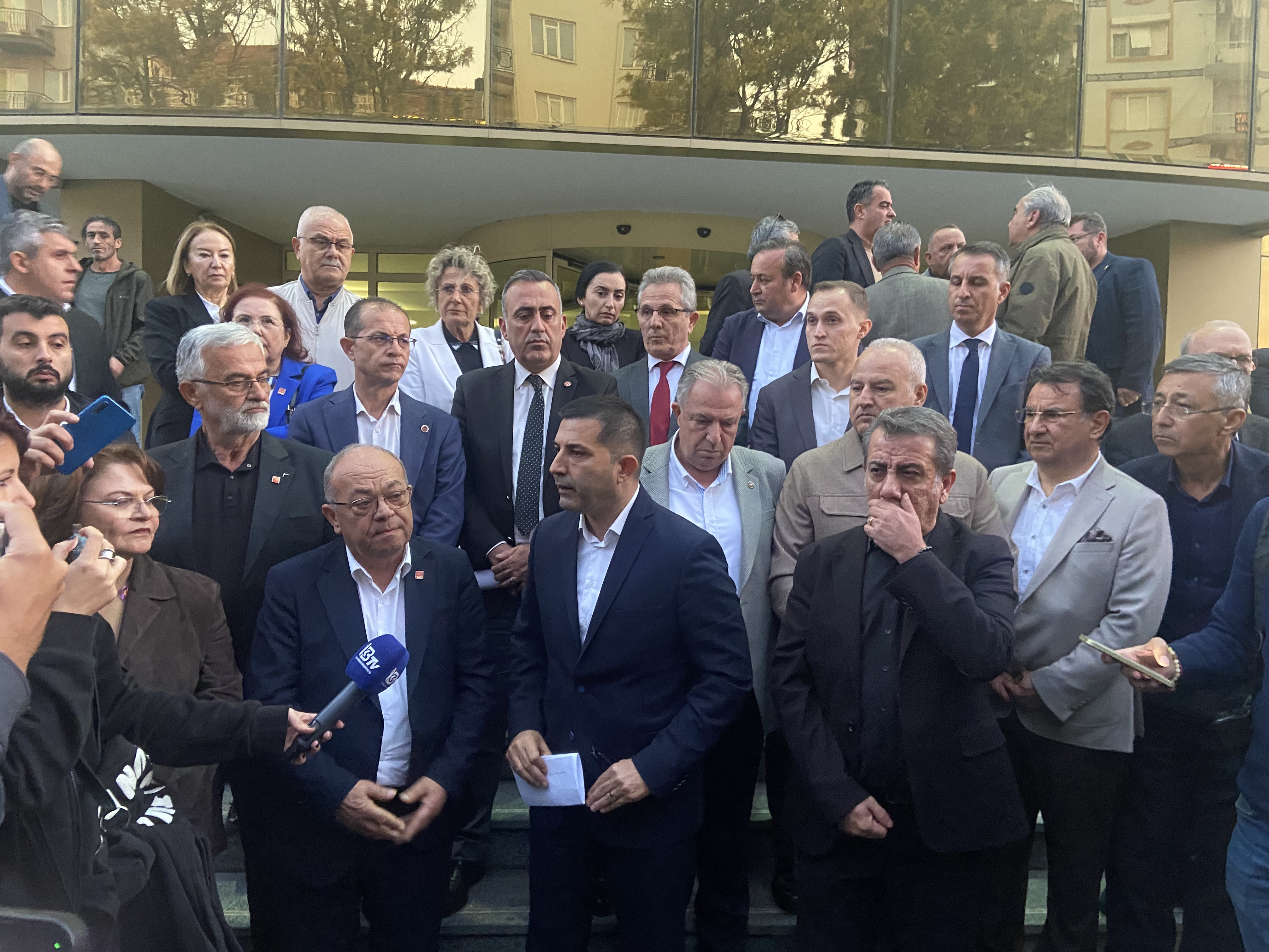 Aydin Buyuksehir Meclisinde Tartisma Sonrasi Siyasi Trafik Chp Ve Ak Parti Art Arda Konustu 616485 92144A399Dd9360E7Eaba57E9E4C14A5