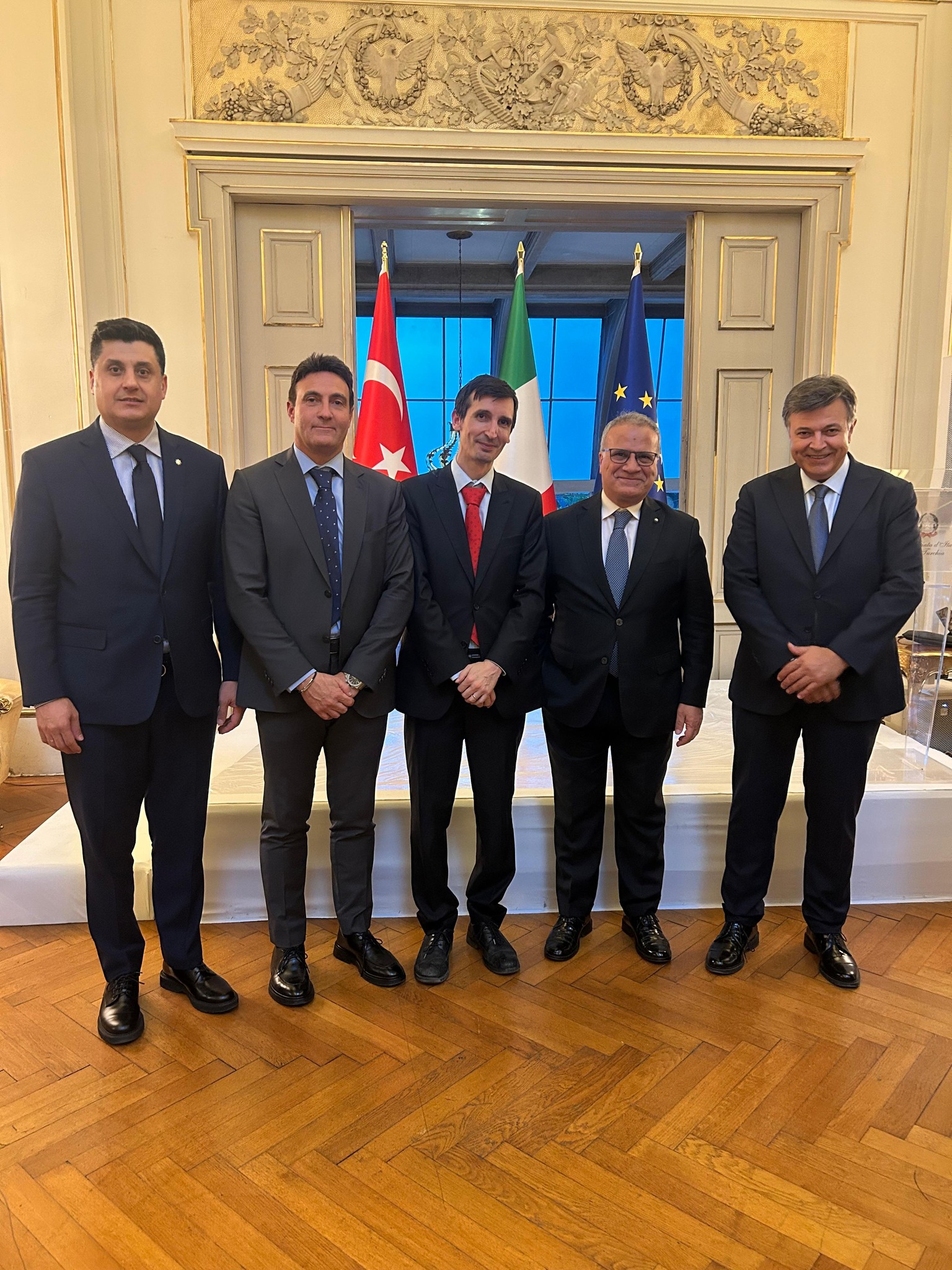 Aydin Inciri Venedik Sarayinda Parladi Italyan Bakana Incir Ikrami 617811 892380700Aff5C70Fd567745Dd96639A