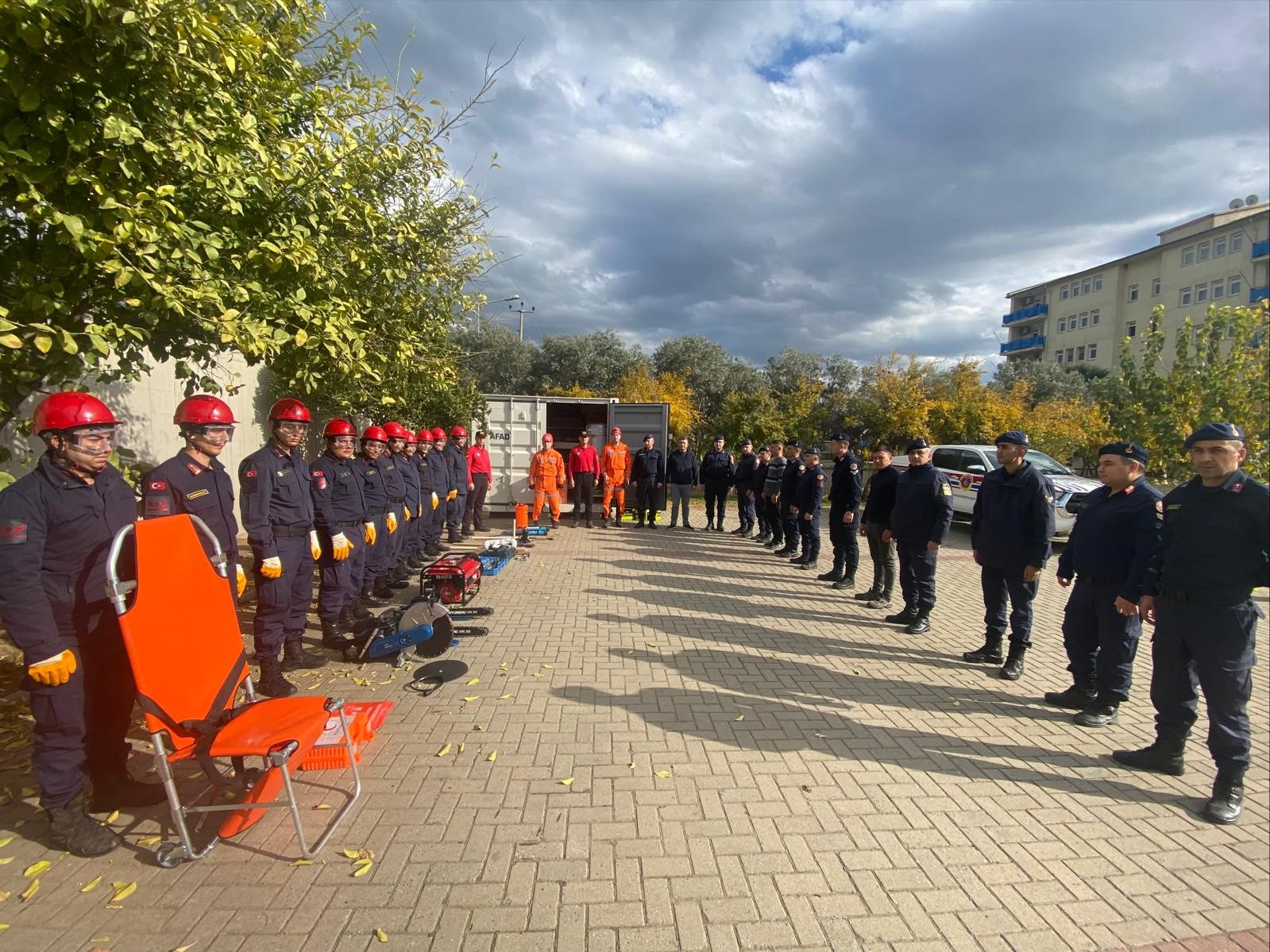 Aydinda 105 Jandarma Personeline Afet Egitimi Verildi 05F24C0549Cd8C03635F0Fe016F955B8