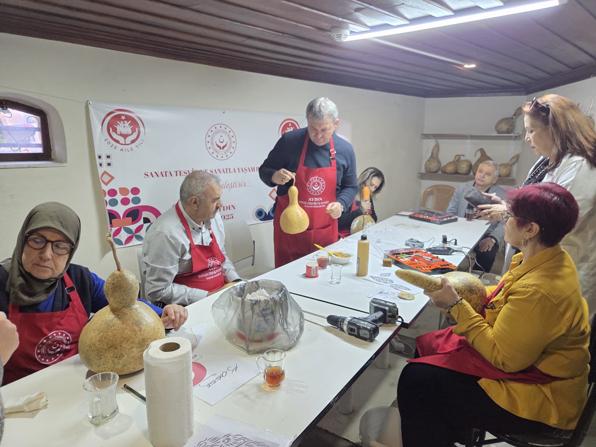 Aydinda Anlamli Proje Gaziler Ve Sehit Yakinlari Sanat Evinde Uretiyor 614820 A330C1752Ed2A576F85284B0E484Fb03