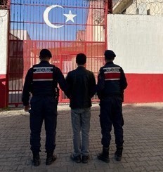 Aydinda Aranan 2 Sahis Yakalandi Db8212A524D05F4B113665F0E7D50Ea1