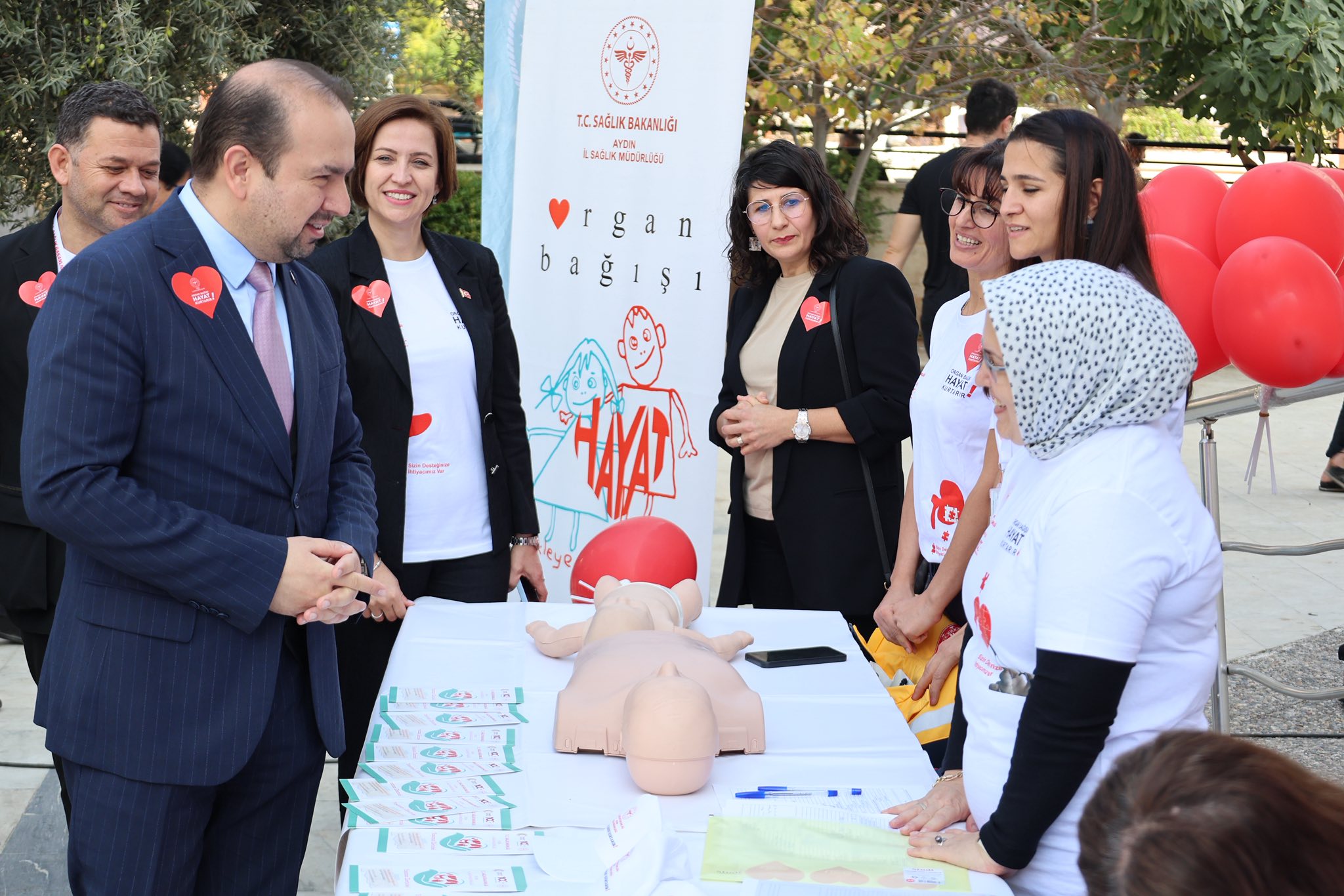 Aydinda Cami Avlusunda Hayat Kurtaran Cagri 612544 0Ec0Af85C74Db7860139862C7D6Aa13A