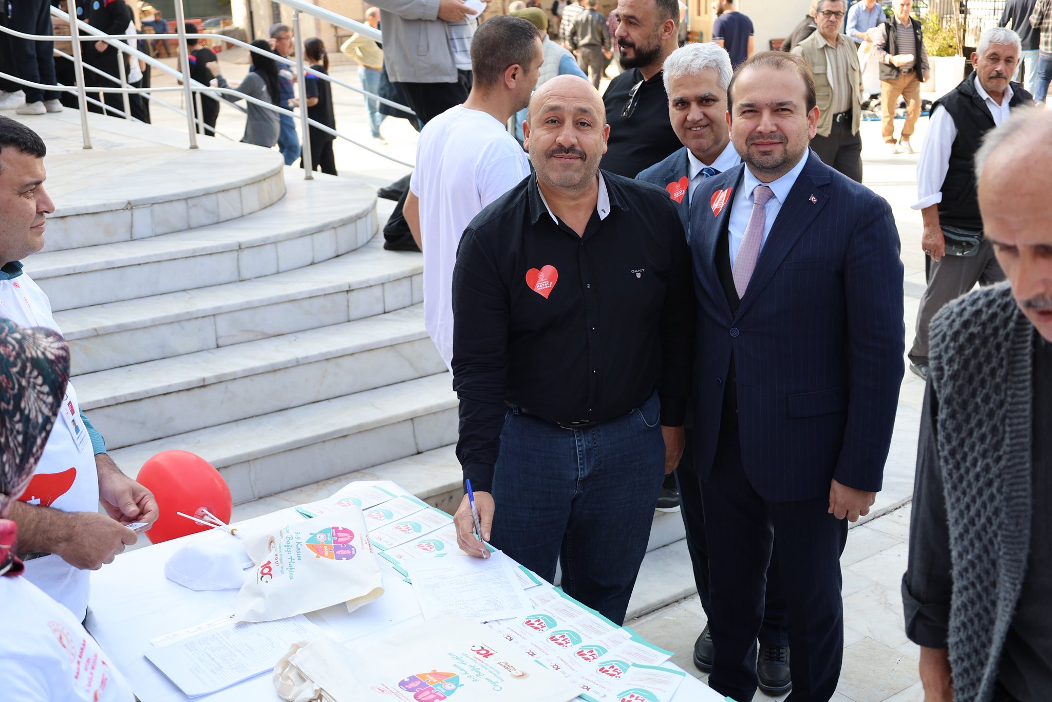 Aydinda Cami Avlusunda Hayat Kurtaran Cagri 612544 E2E7Fe211A4Cc9F4Fd94E13Bbb459769