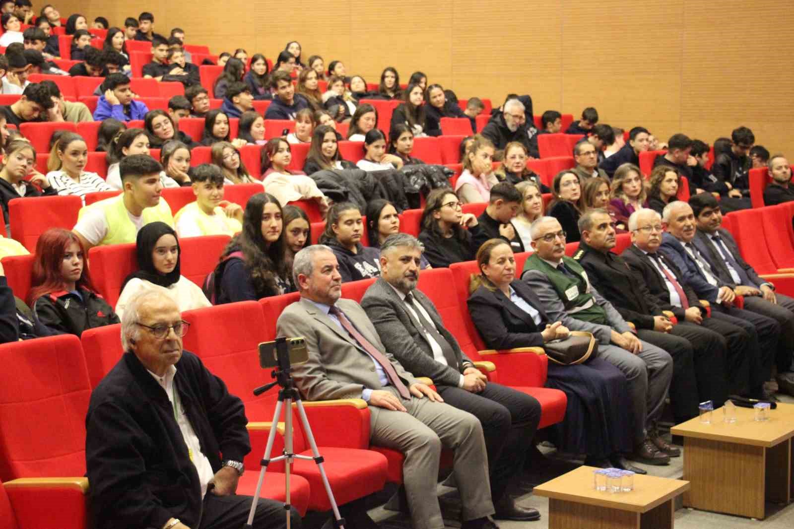 Aydinda Gencler Icin Siddetsiz Ve Bagimsiz Gelecek Bulusmasi Gerceklestirildi 7B33D0717A7050336Dda773Ab3059880