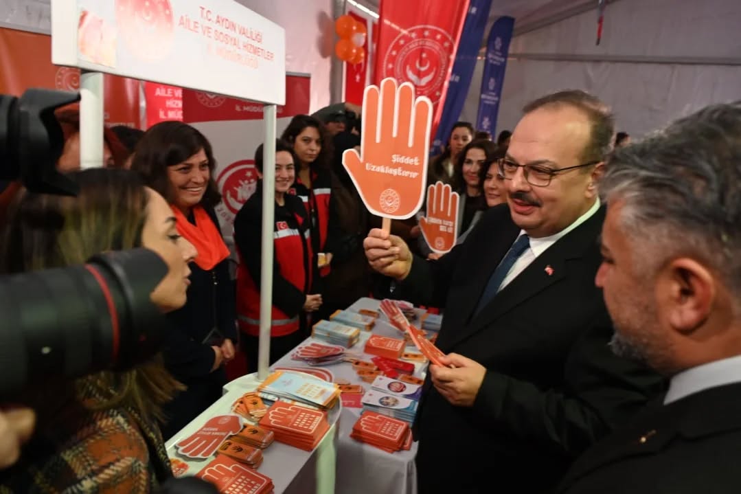 Aydinda Kadina Yonelik Siddete Dur Dediler 616587 3B874A307415Ad9912Df7Fbd8A27E587