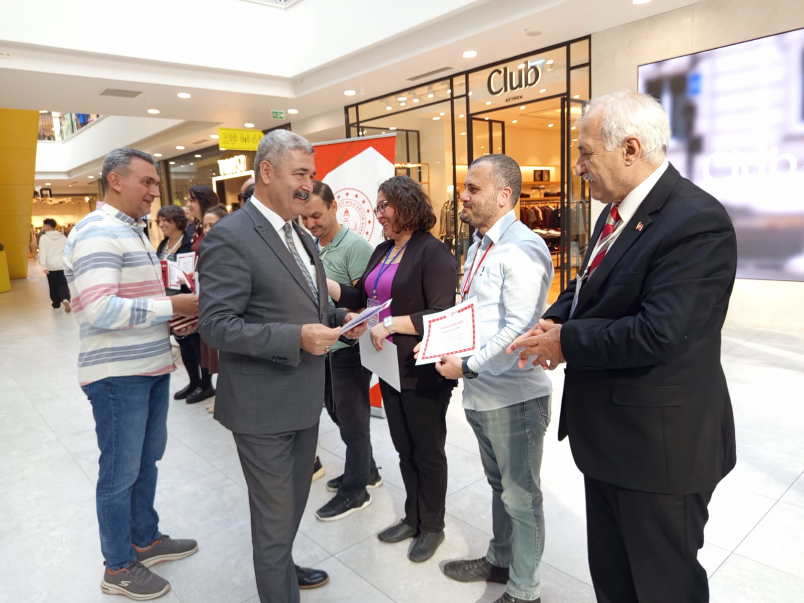 Aydinli Ogretmenlerden Zeka Duellosu 616107 5D2779Cc7Dd6D99F4D11997529085Bc1