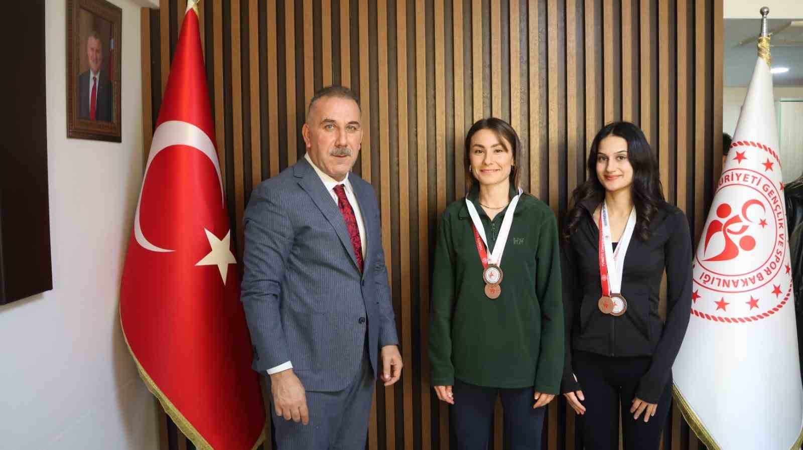 Aydinli Sporcular Sampiyonaya Damga Vurdu Cd1189E690D09C0Fe5A39C2Df31Add74