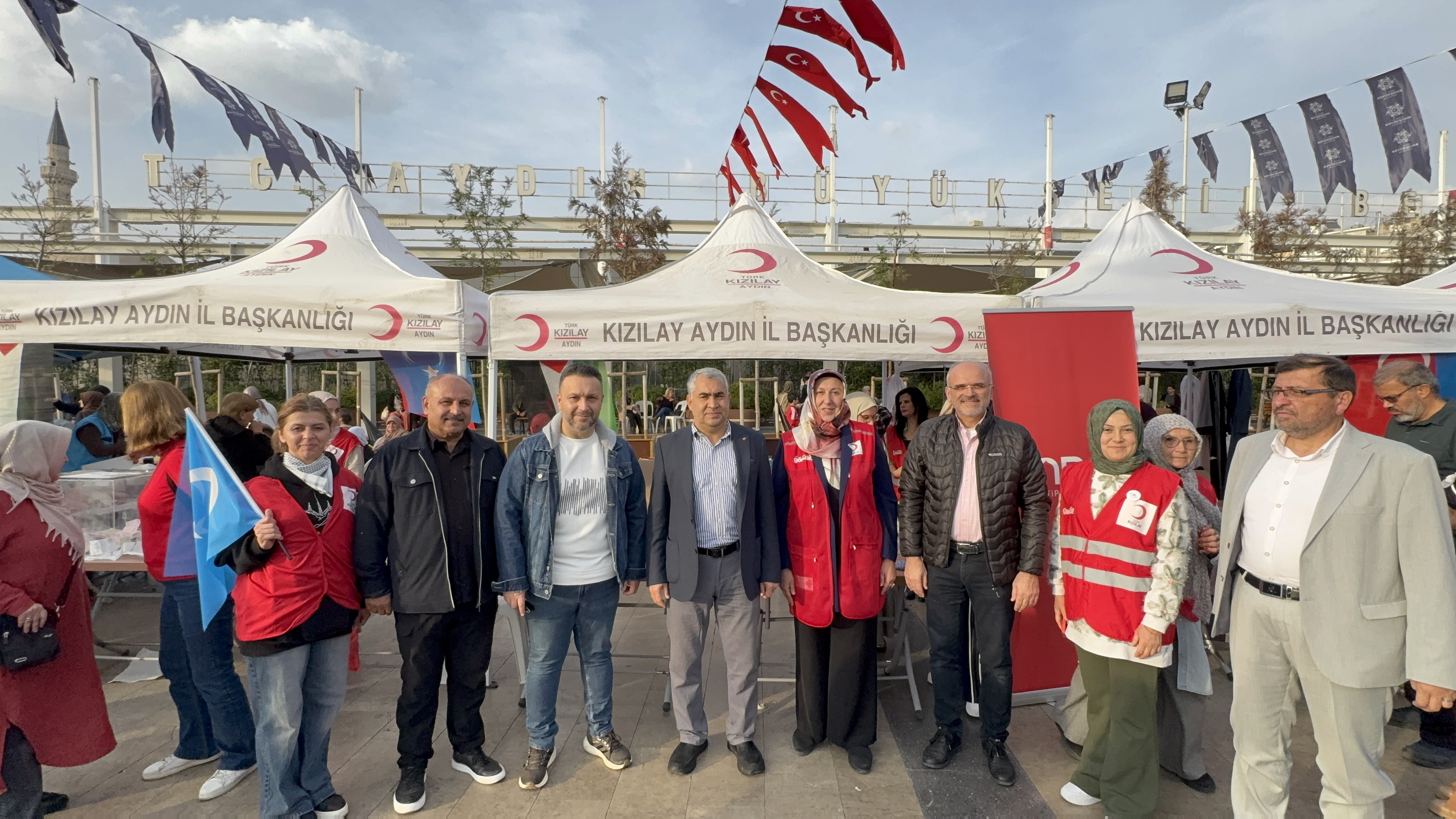 Aydinlilar Gazze Icin Tek Yurek Oldu 616005 Ed6144C4D5E9Cdeb8Be596Eaa63Af0A6