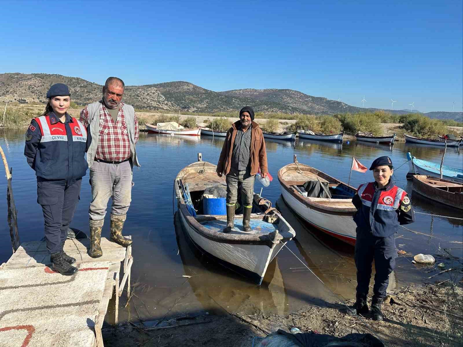 Bafa Golunde Hayvanlarin Yasam Alanlari Kontrol Edildi 427B3C73F3F4Ca3A9Bf8Bac445A4F943