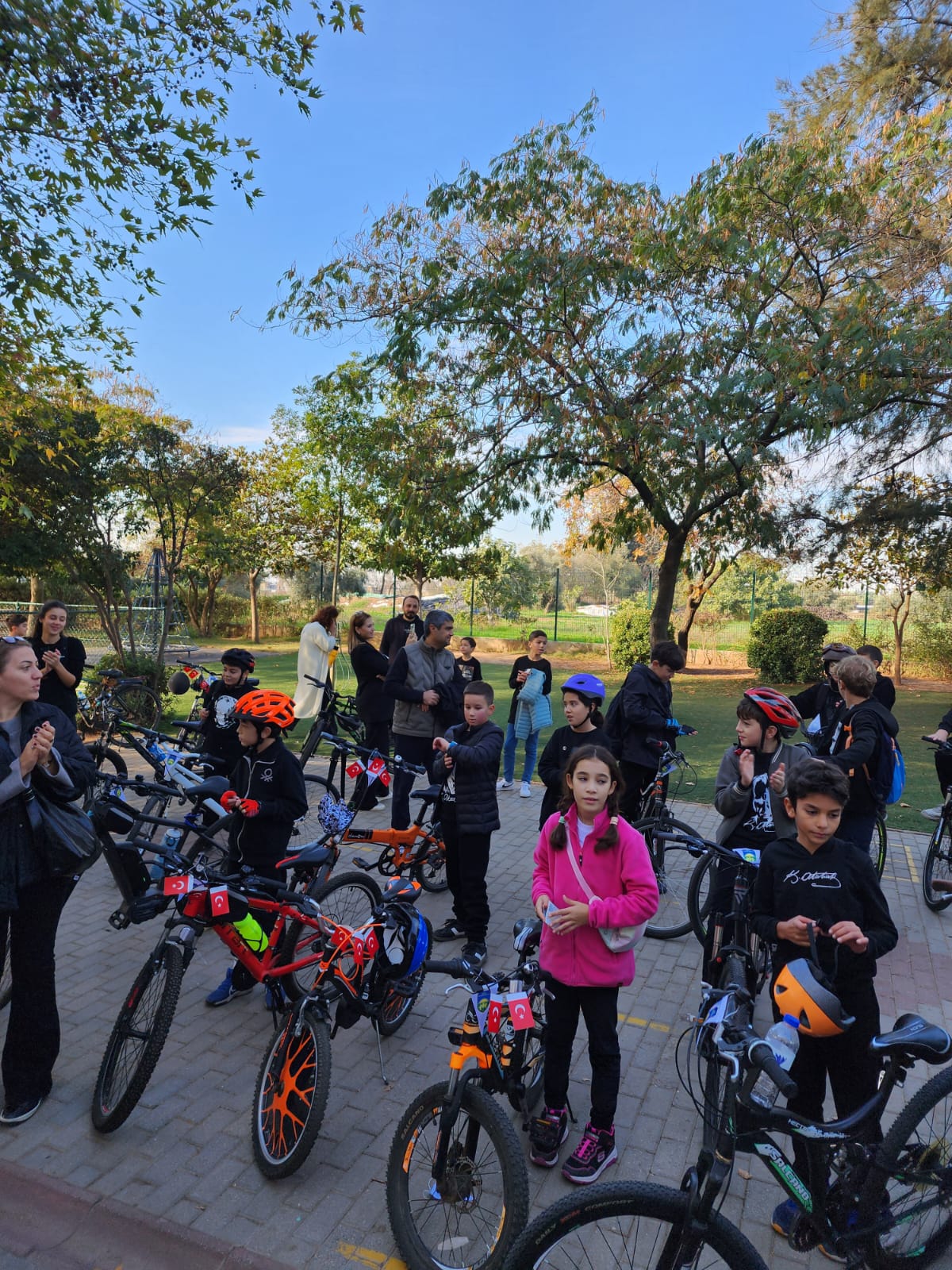 Basak Koleji Ataturku Andi 613105 B671830104D086752A8E5B223Aed0909