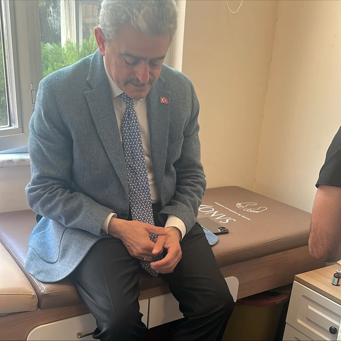 Baskan Alicik Korkuttu Aydin Turuna Eli Dayanmadi 611407 Be12712434D84E8D5E86B76B78393Af1