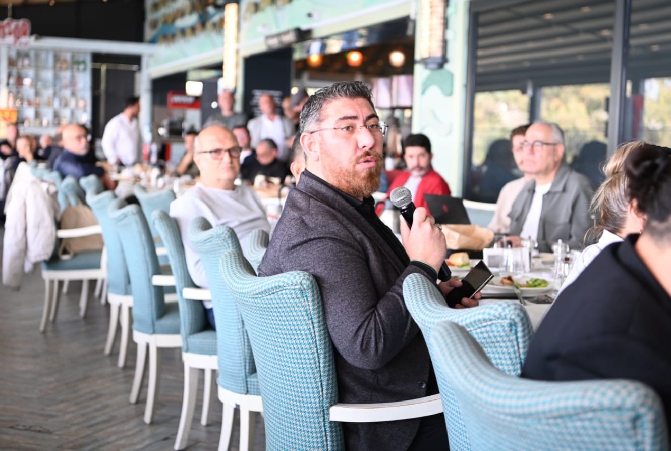 Baskan Gunel Ciddiyetten Uzak Soylemleri Aydin Halkina Havale Ediyorum 616063 2E090030F29003400E26301F9Eaa7806