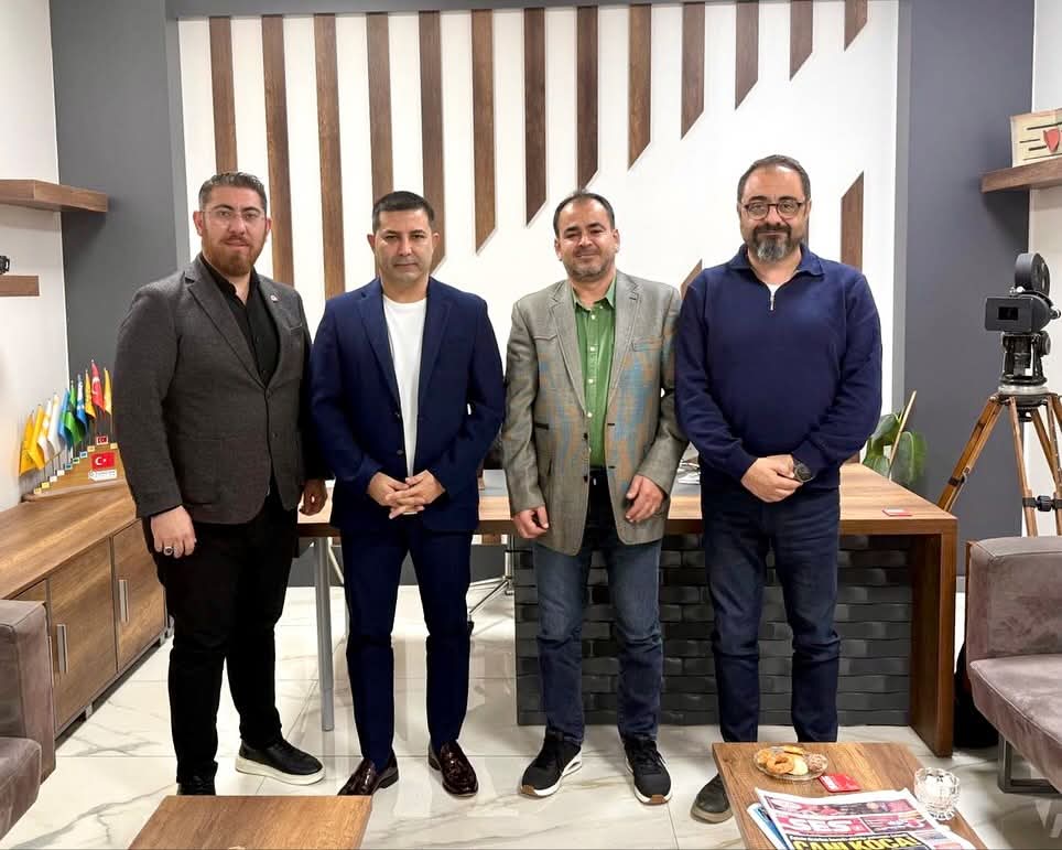 Baskan Gunelden Gazetemize Ziyaret 614137 413Fc4F07Fe6F8Abd7702Ab8716Ee65A