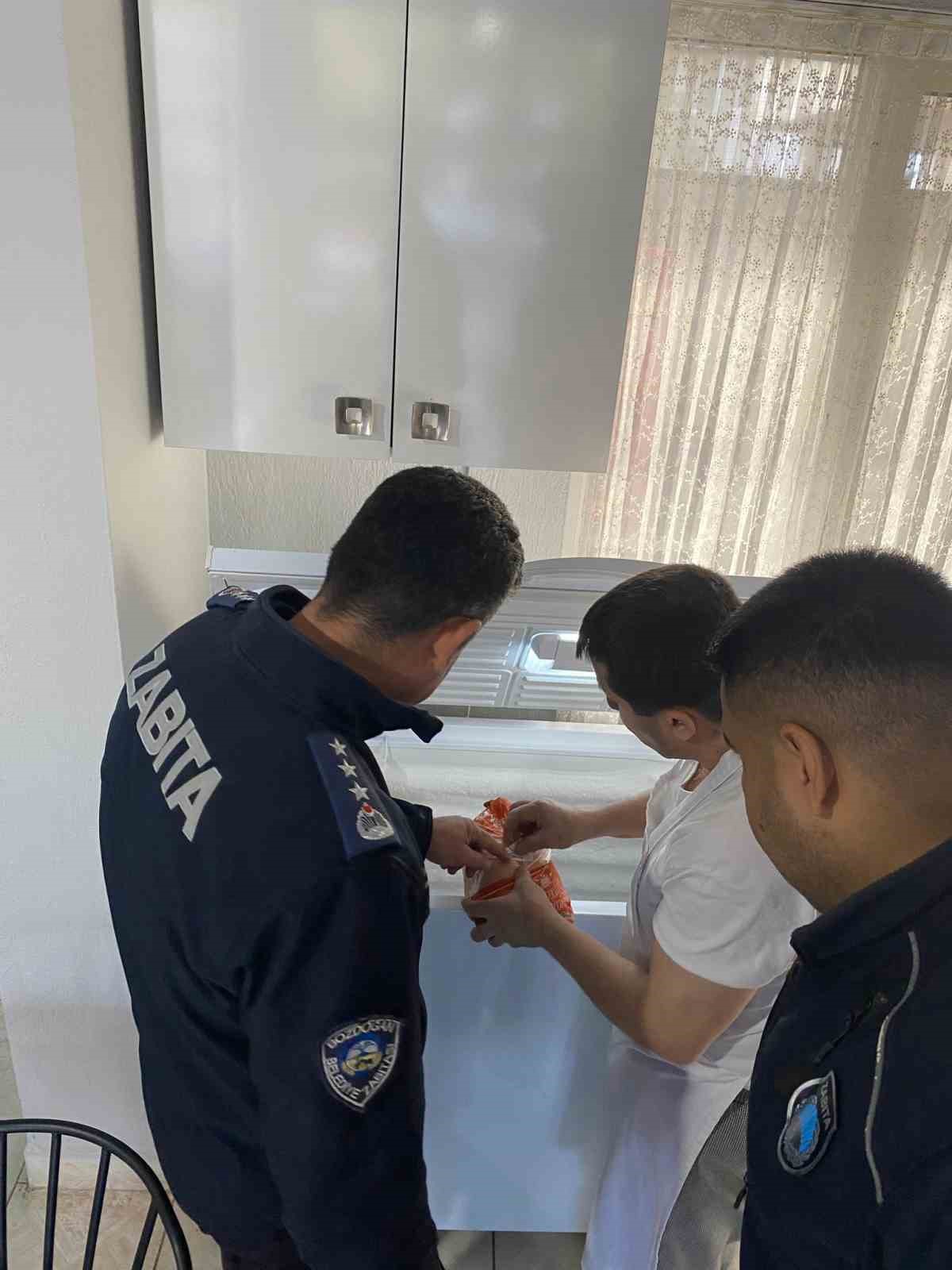 Bozdoganda Gida Uretimi Yapan Is Yerleri Denetlendi 4C51B586B288Da5Ee1C5Ad352Aa56Bc8