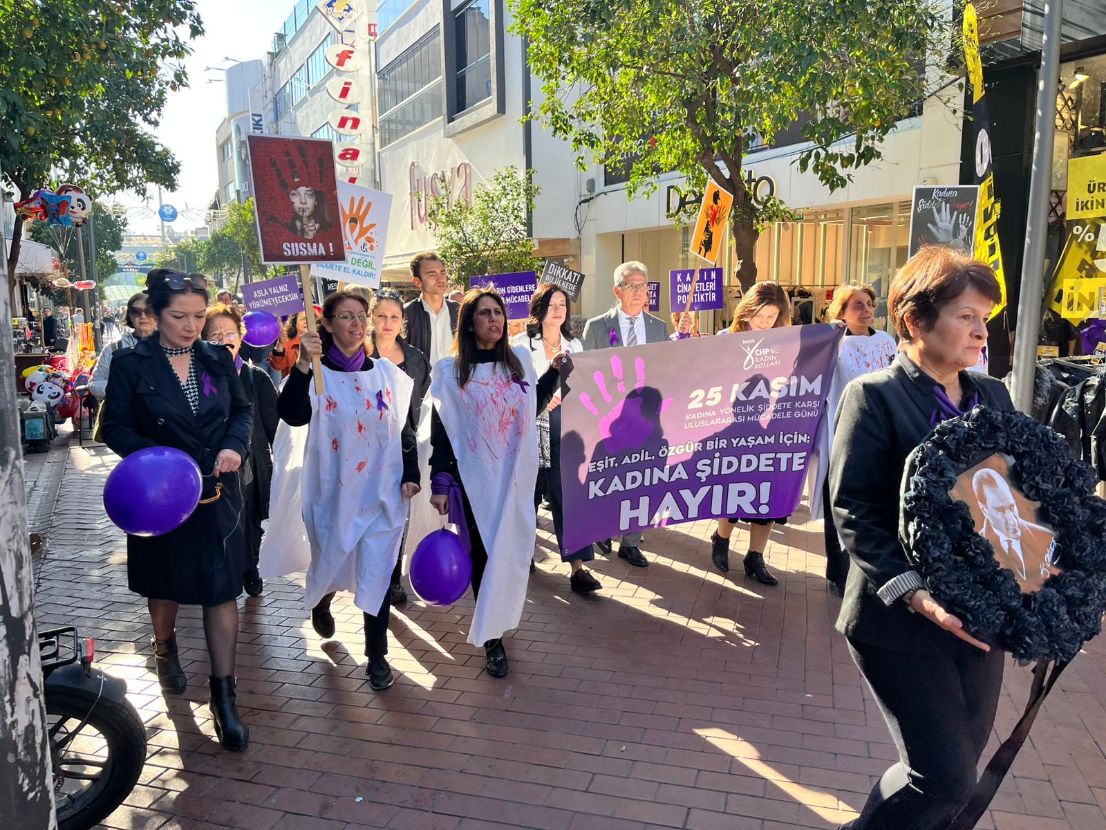 Chp Nazilli Kadina Siddete Karsi Sokakta 616682 0319701D7128333495E8Ec1Fabdc0573