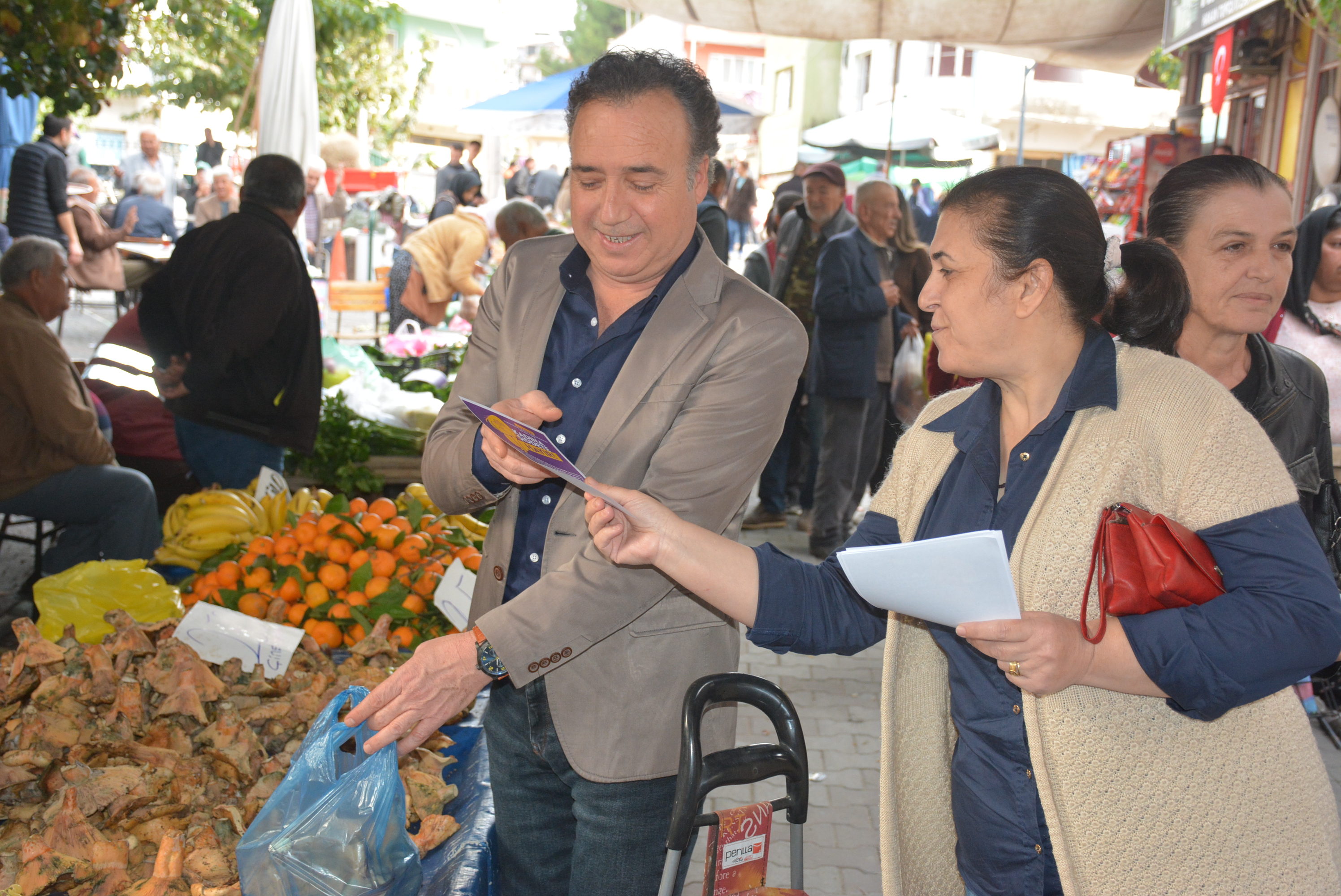 Chpli Kadinlardan Kocarlida Anlamli Etkinlik Kadina Siddete Hayir Afisleri Dagitildi 616363 Ea311935F78C519F53A8D8E62Fc0077D