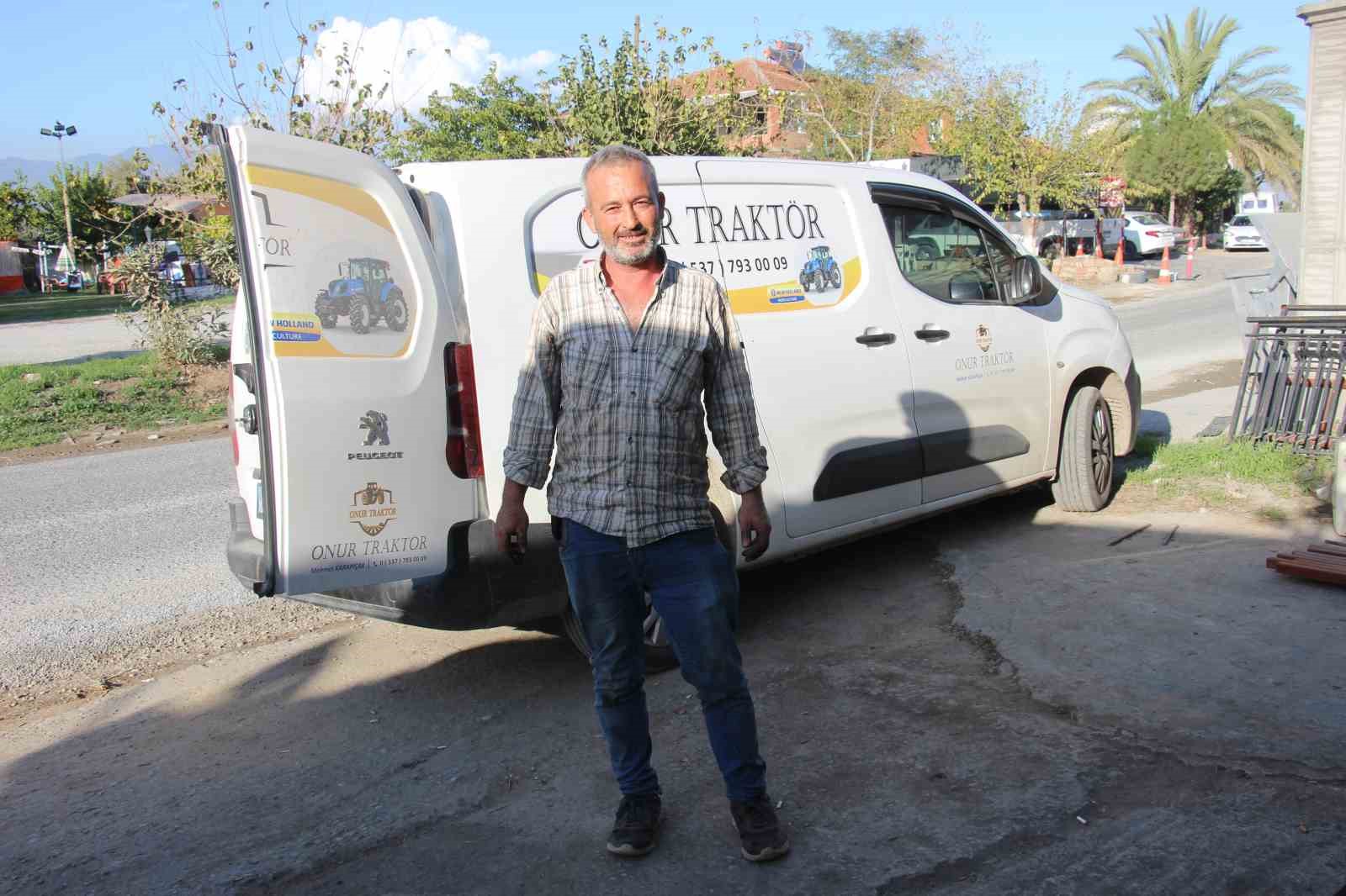 Ciftcilerin Imdadina Mobil Tamir Araci Ile Yetisiyor 104C1Ff21291E380F2D0Bc498E22Fcd6